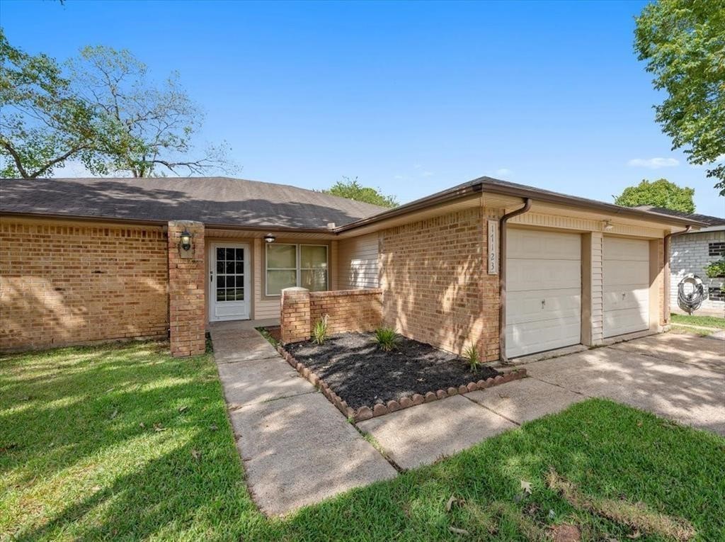 17123 Forelock Way Property Photo 6