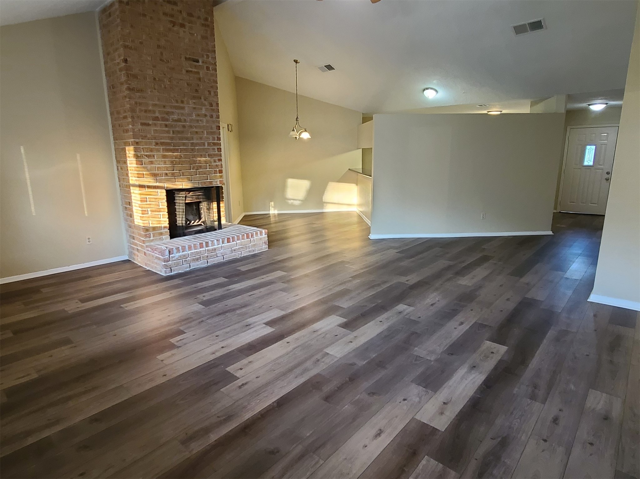 17123 Forelock Way Property Photo 8