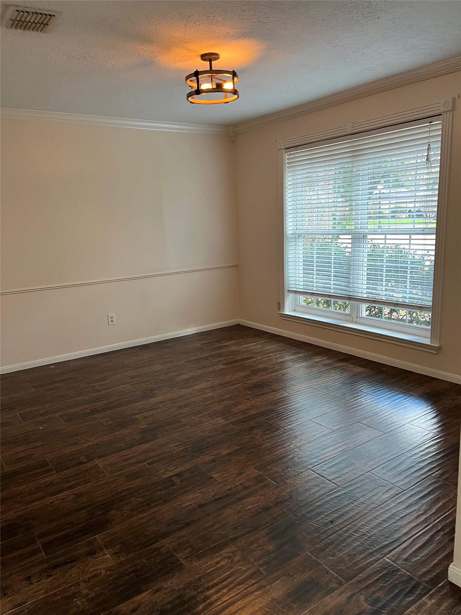 25423 Fairbrook Lane Property Photo 4