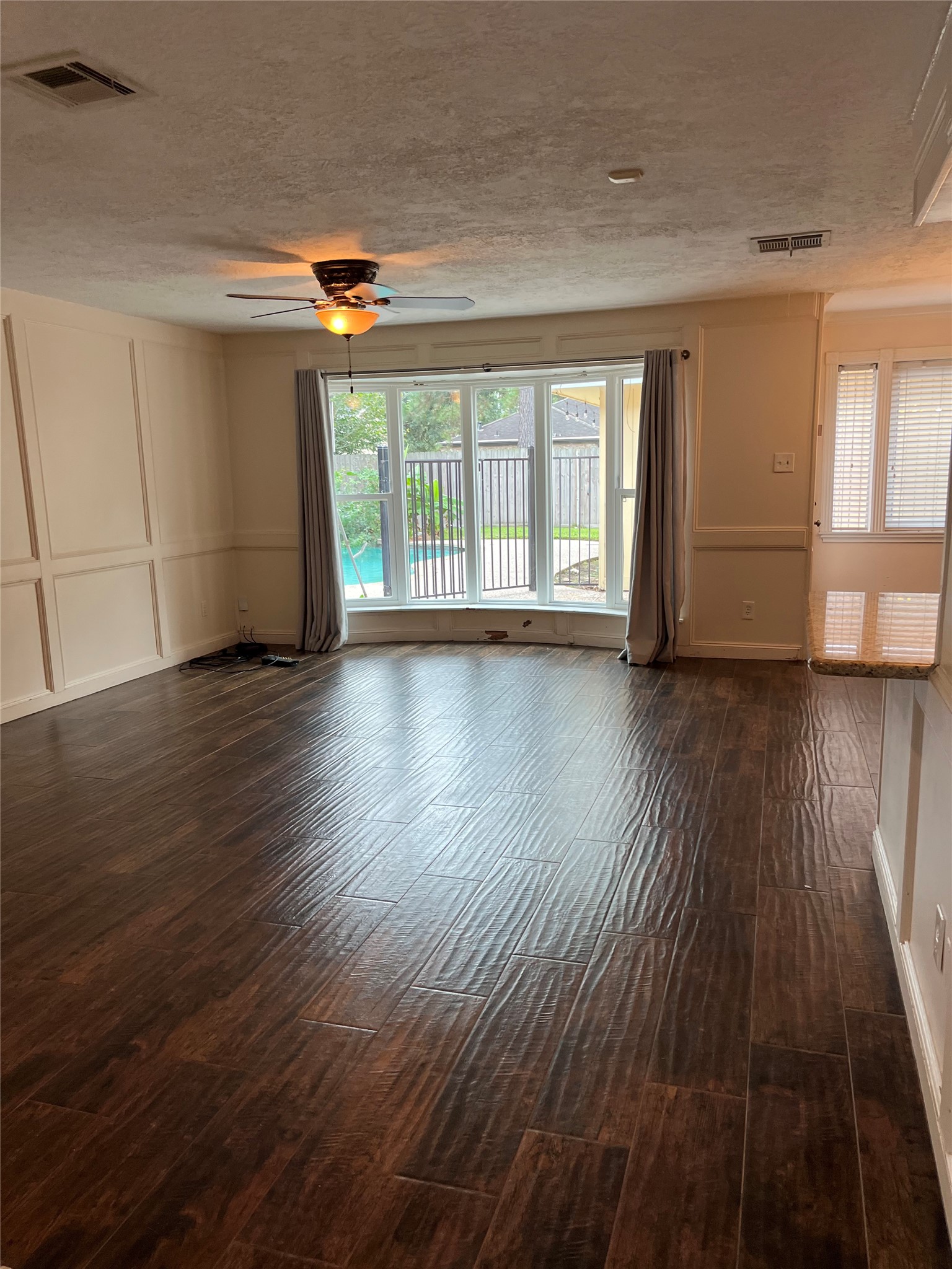25423 Fairbrook Lane Property Photo 10