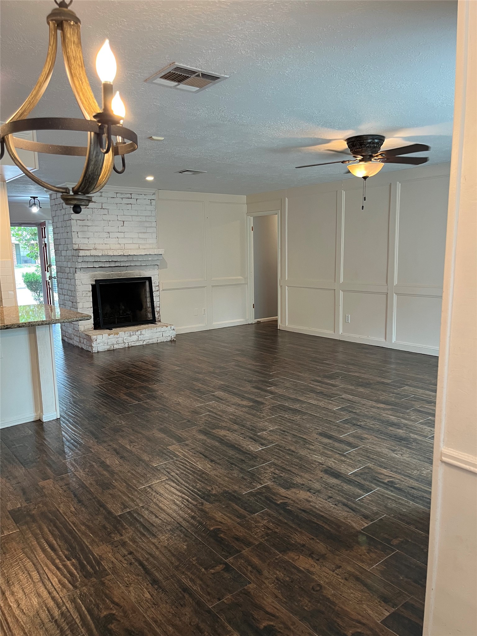 25423 Fairbrook Lane Property Photo 12