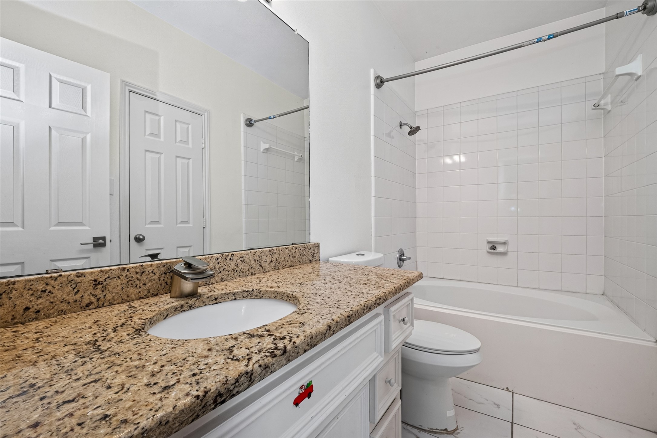 2735 Woodridge Manor Drive Property Photo 22