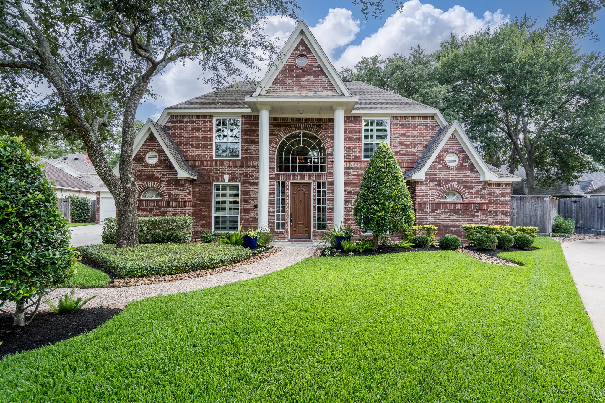 7006 Racquet Court Property Photo 3