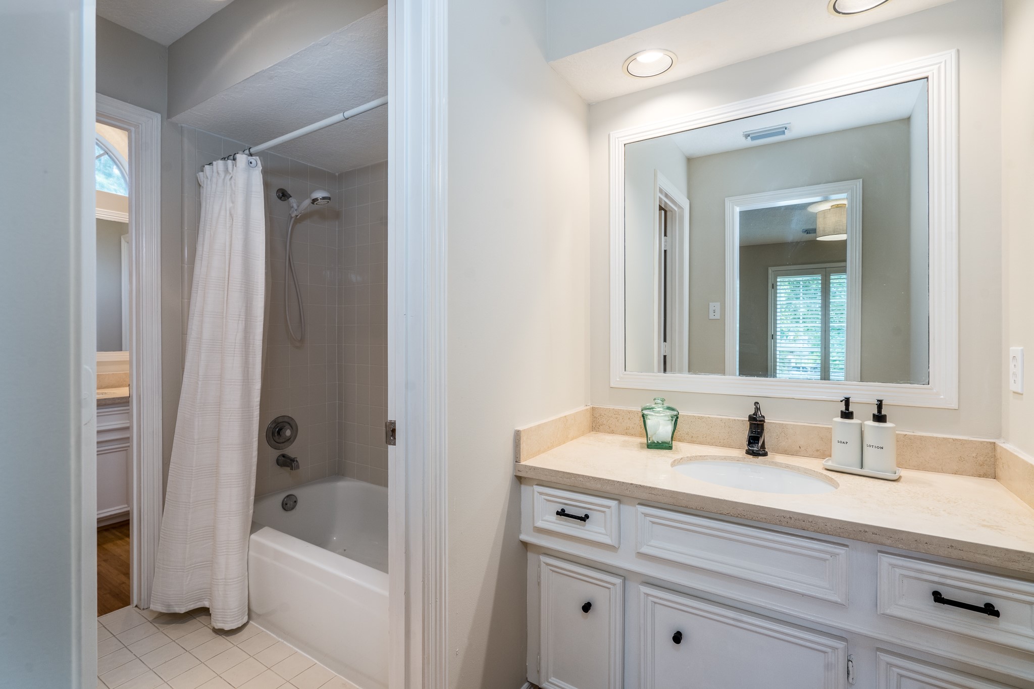 7006 Racquet Court Property Photo 34