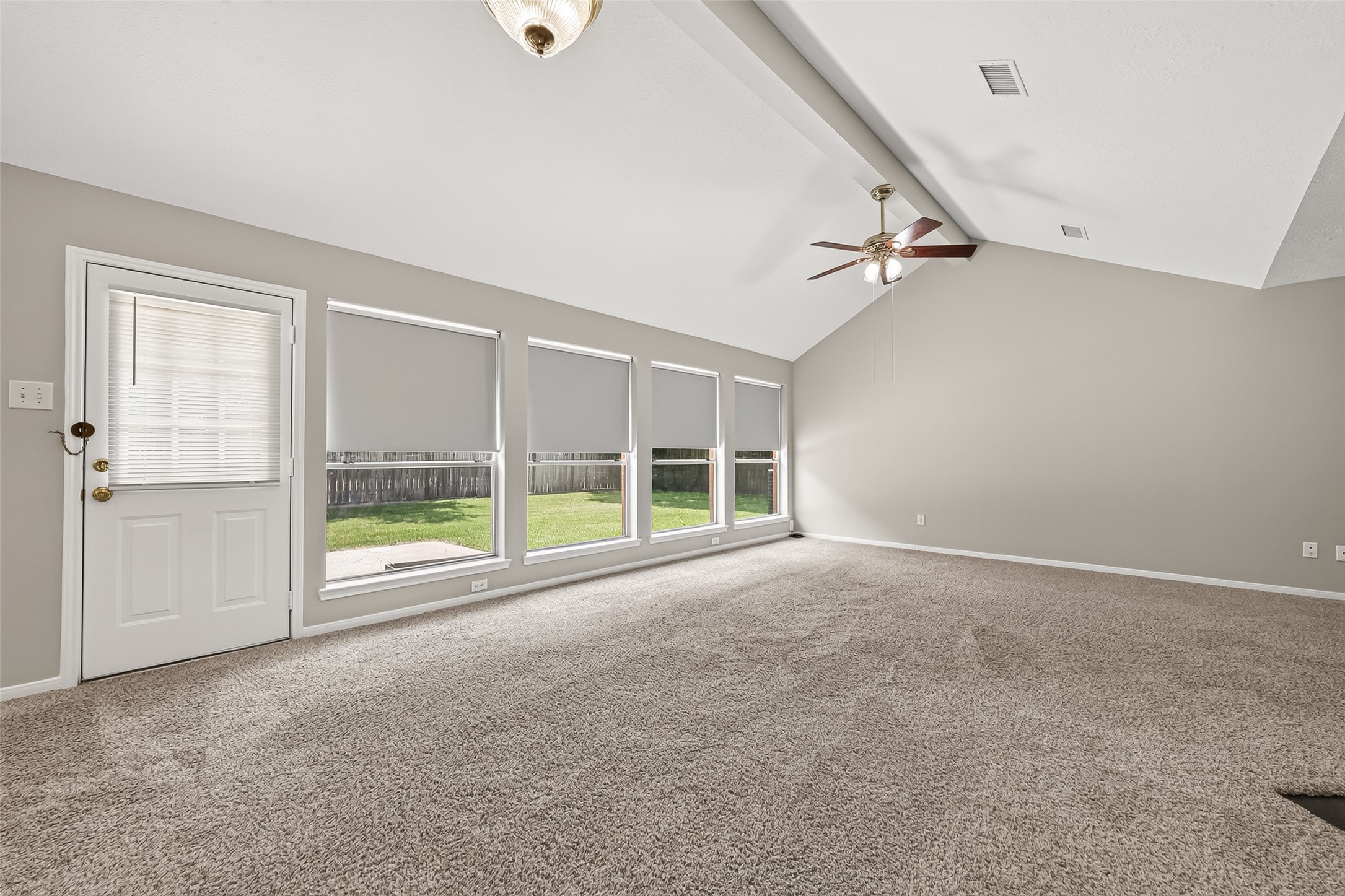 17123 Pecan Acres Drive Property Photo 6
