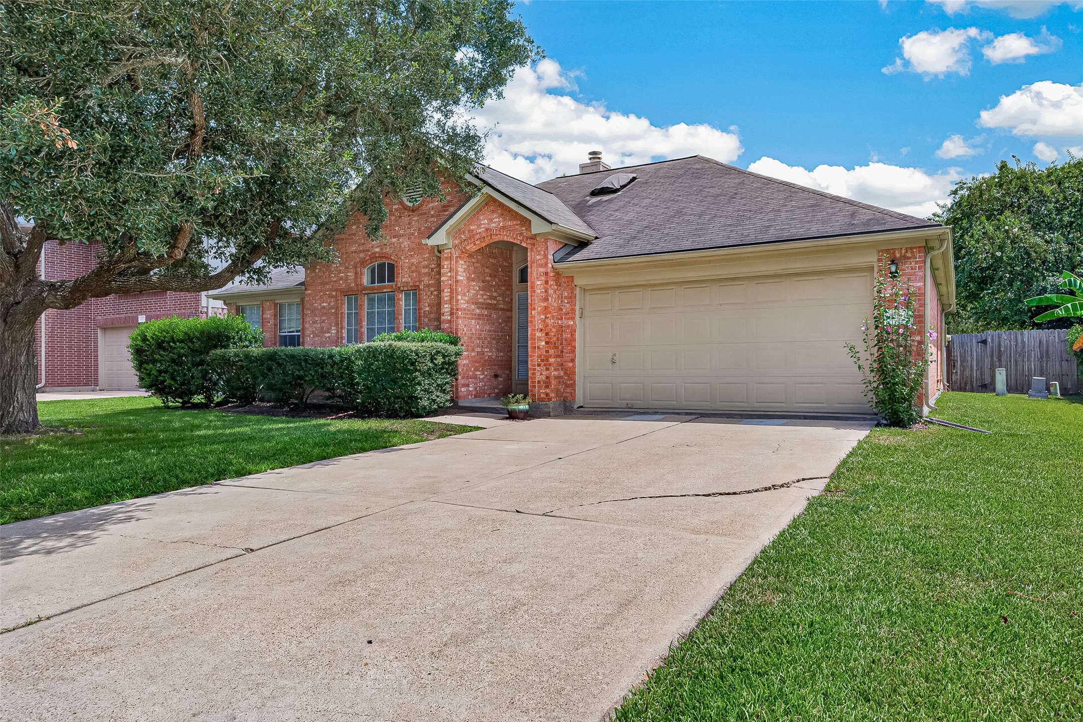 17123 Pecan Acres Drive Property Photo 26