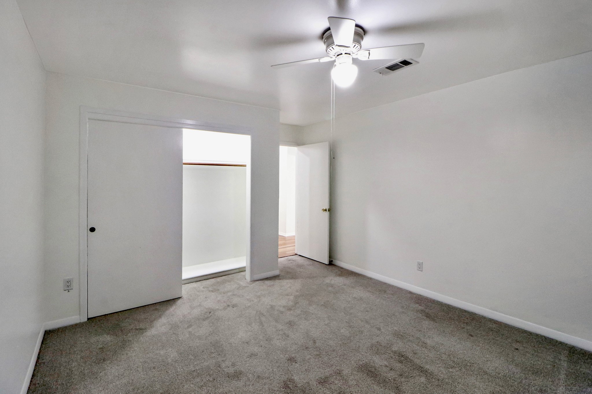 5735 Wigton Drive Property Photo 14