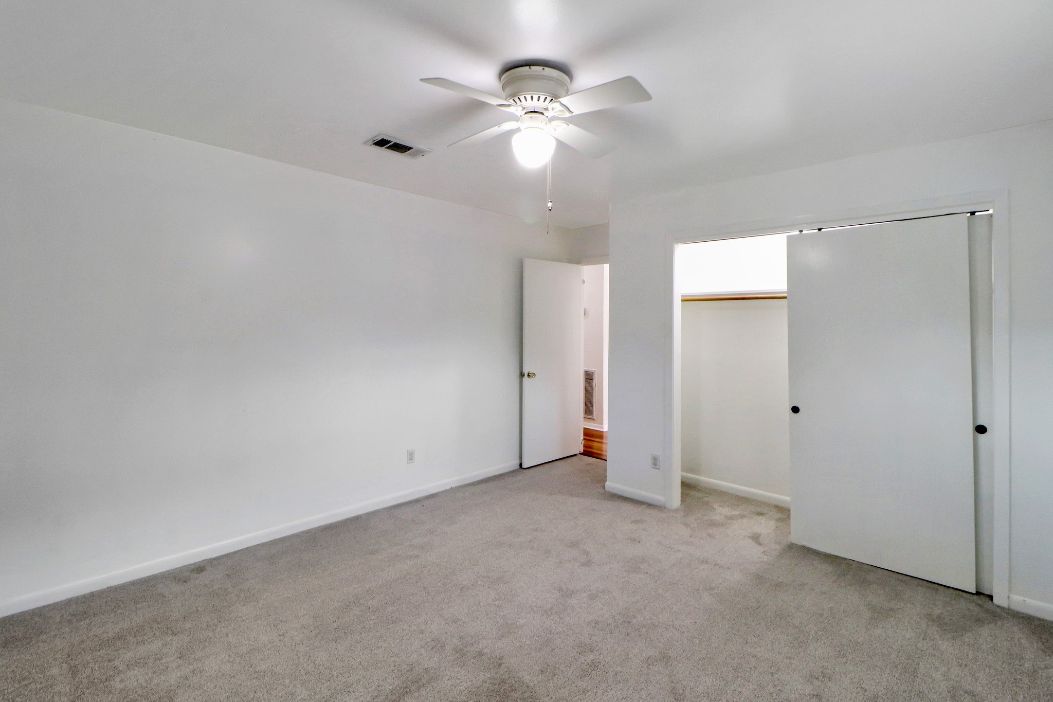 5735 Wigton Drive Property Photo 16