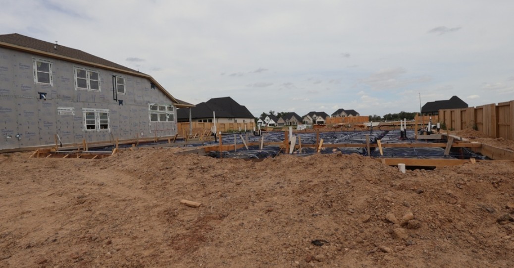 2106 Shadow Falls Drive Property Photo 6
