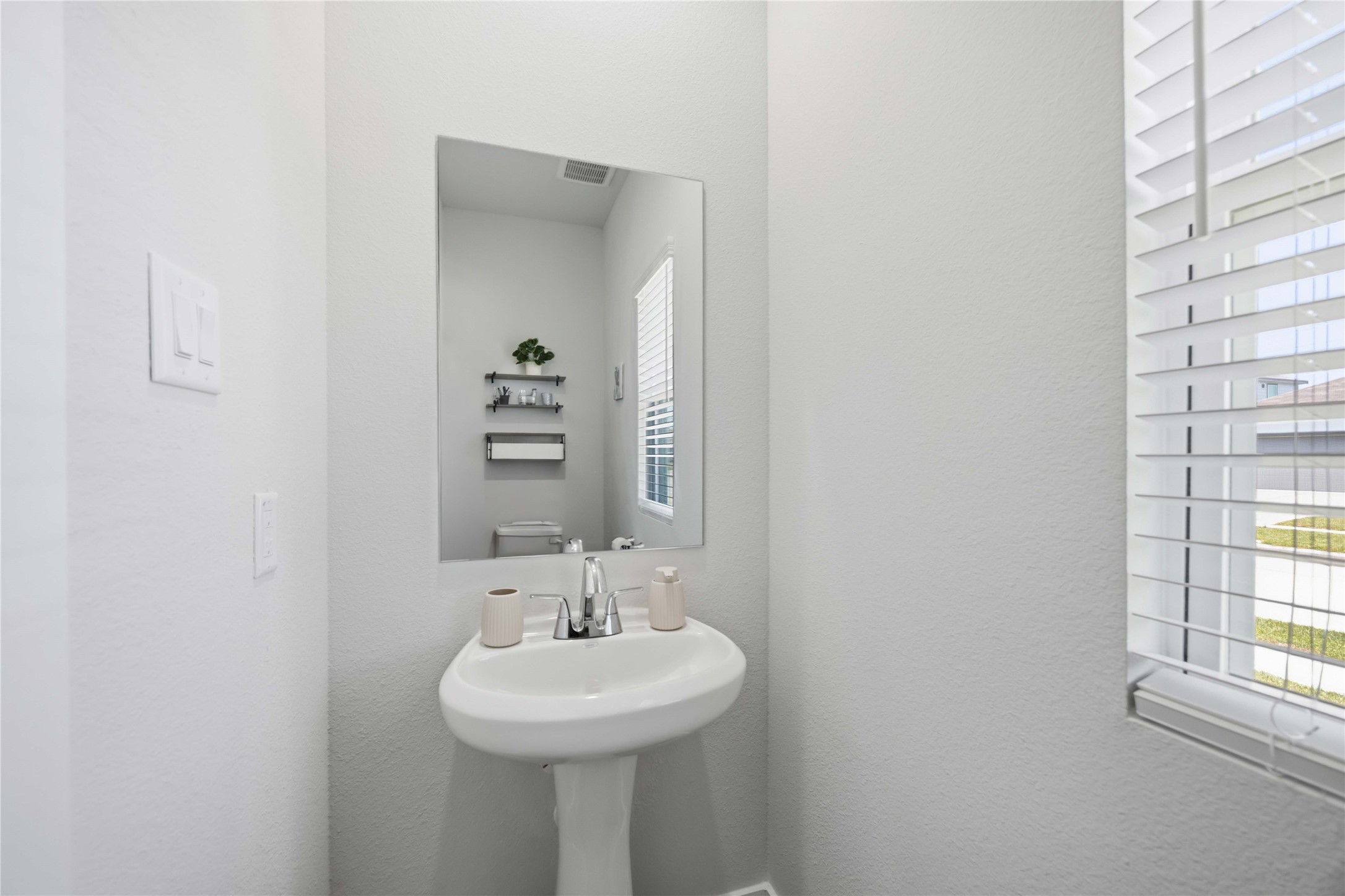 11623 Prosperity Drive Property Photo 9