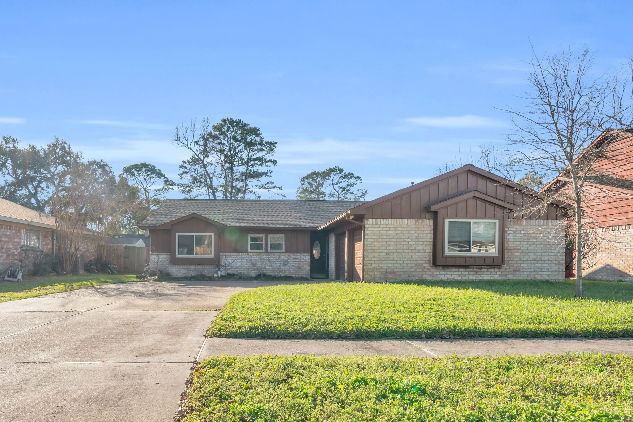 22315 Walnut Valley Drive Property Photo 1