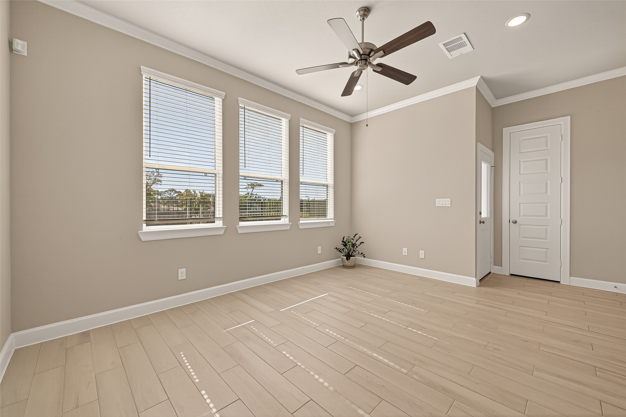 3223 Cedar Dawn Lane Property Photo 7