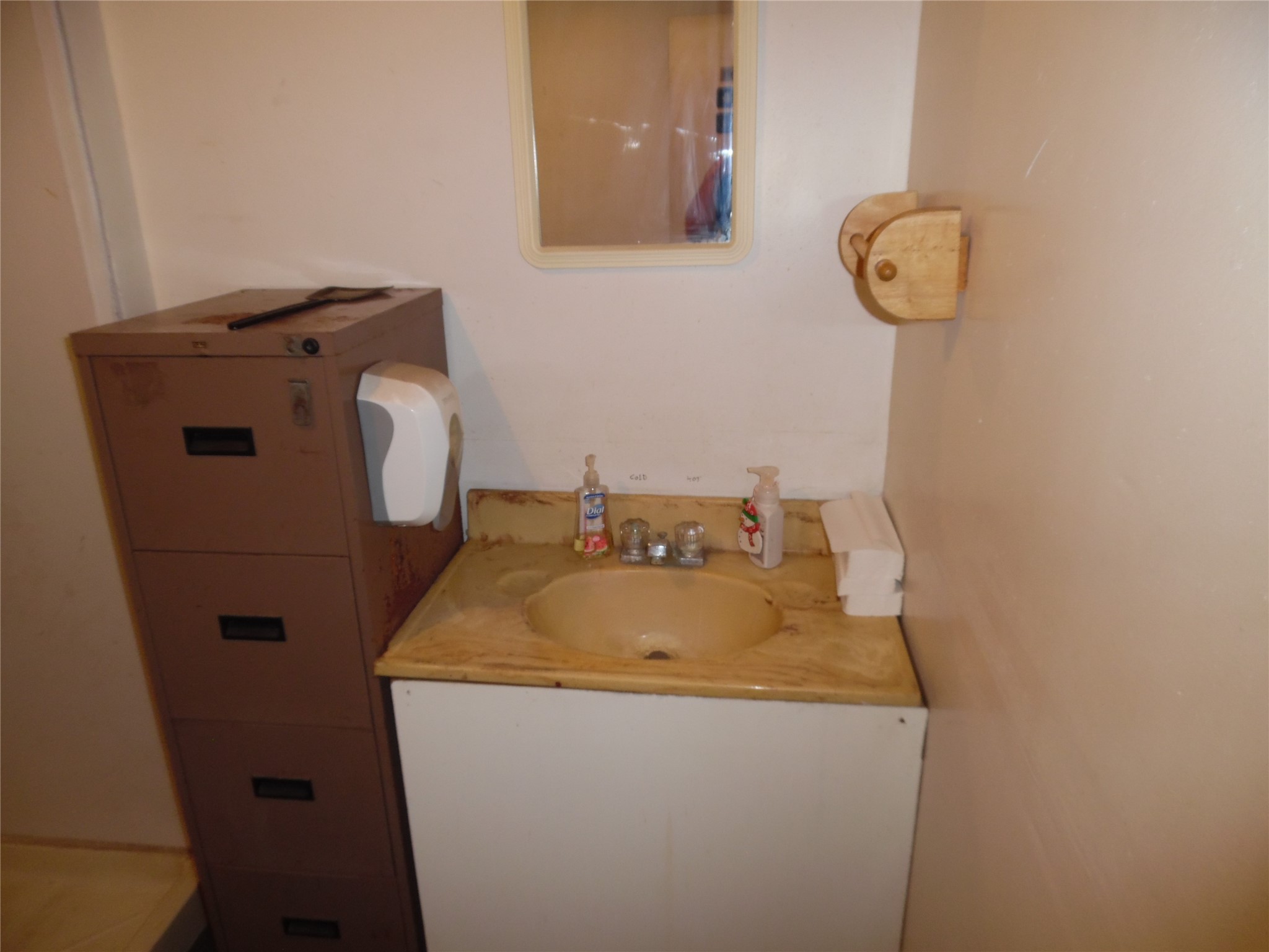 14084 Highway 6 Property Photo 8