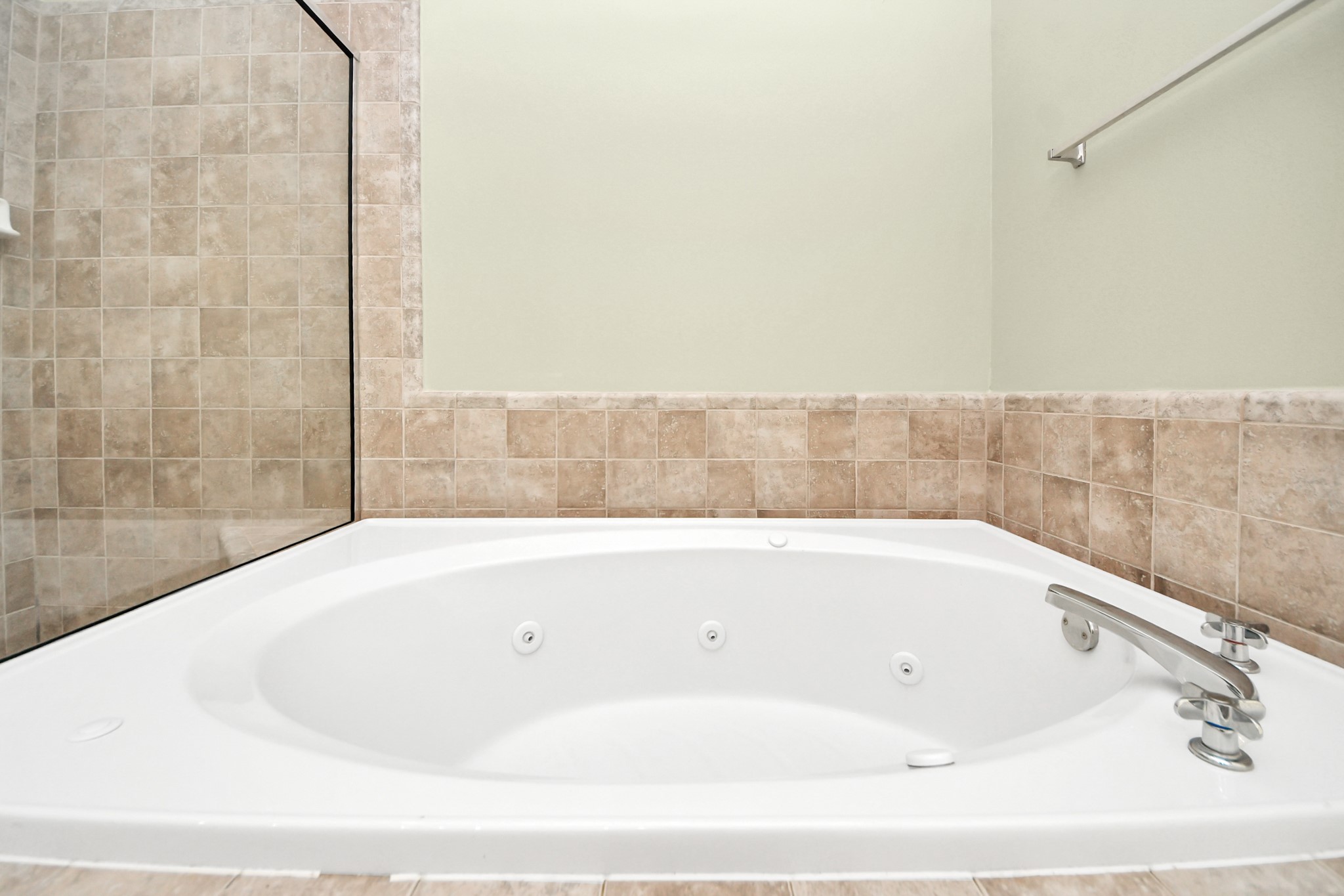 8715 Meadowcroft Drive 404 Property Photo 22