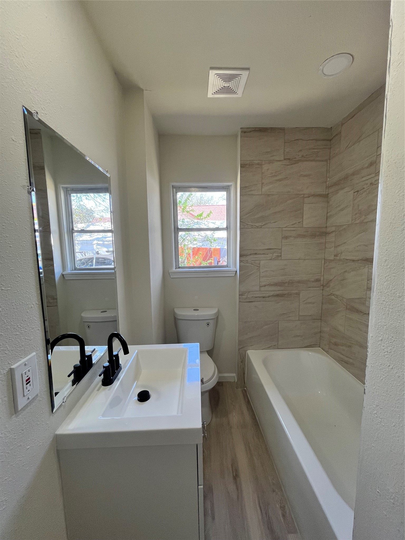 615 Eubanks Street Property Photo 12