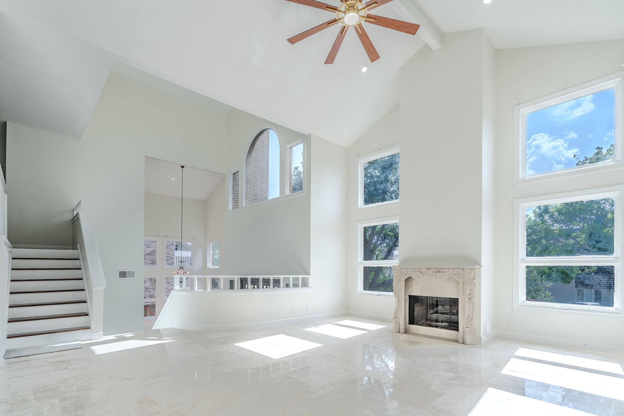 5927 Sugar Hill Drive Property Photo 4