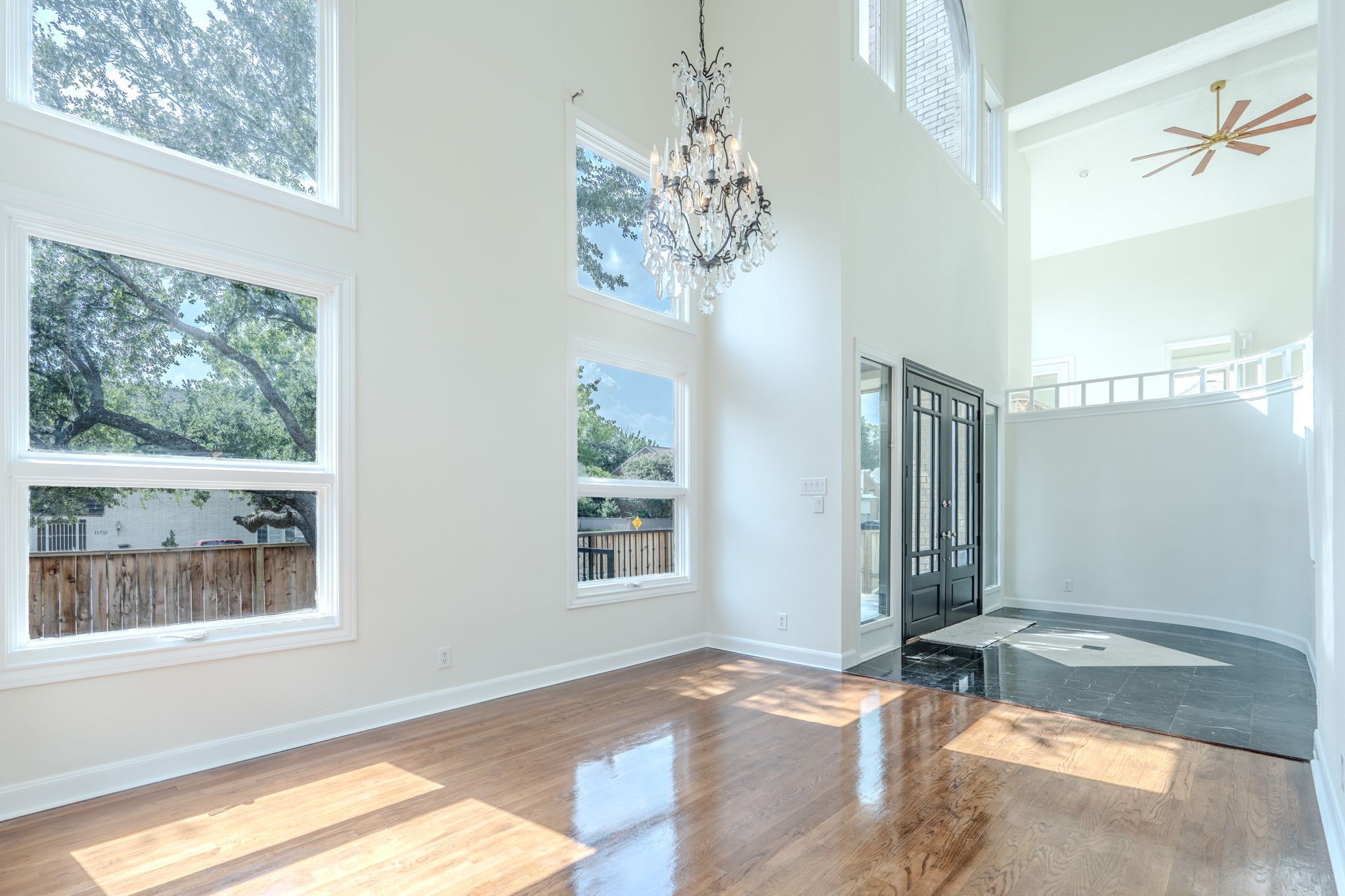 5927 Sugar Hill Drive Property Photo 6