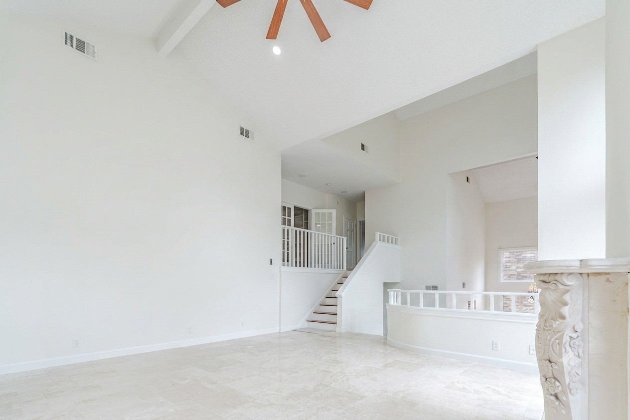 5927 Sugar Hill Drive Property Photo 11