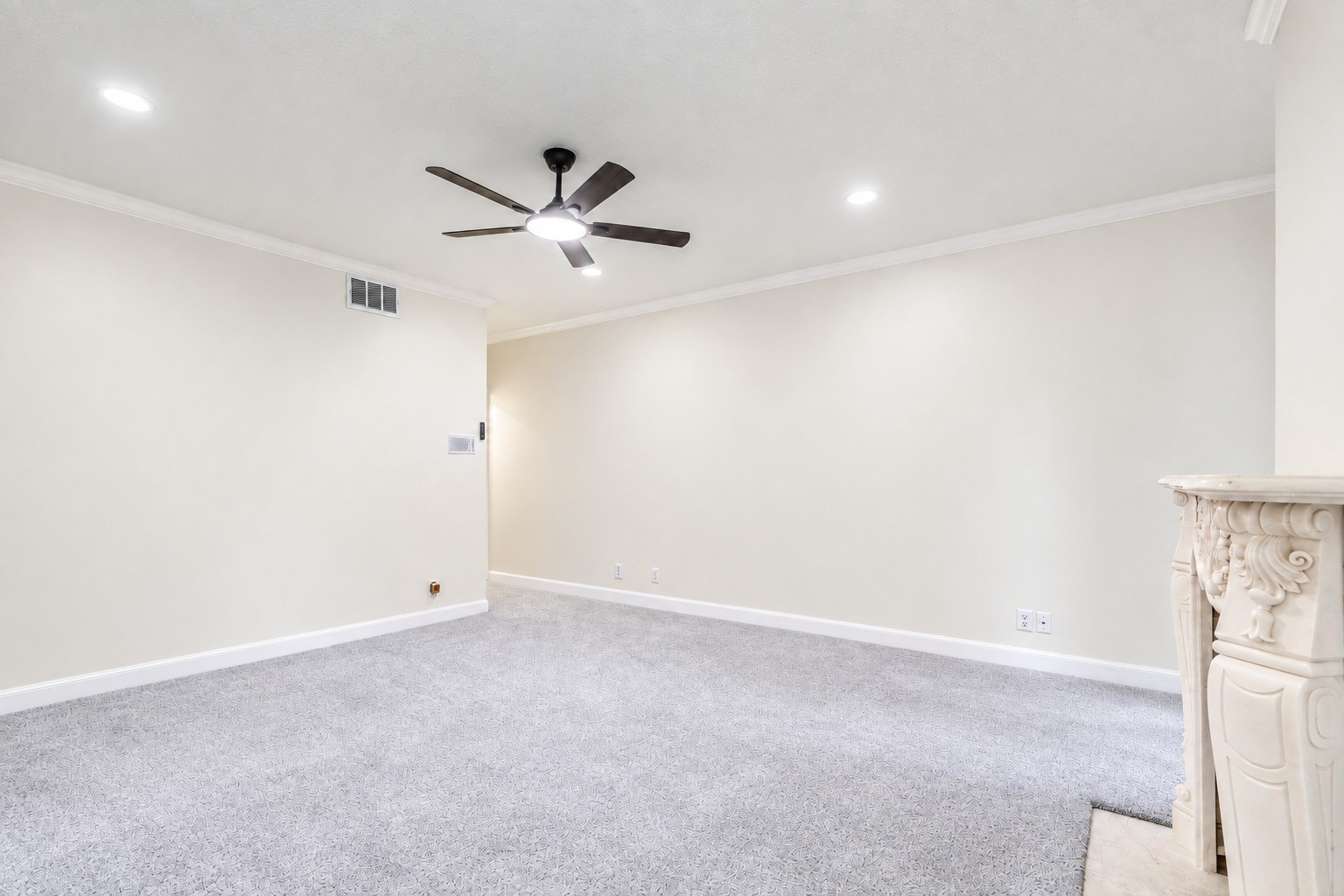 5927 Sugar Hill Drive Property Photo 27