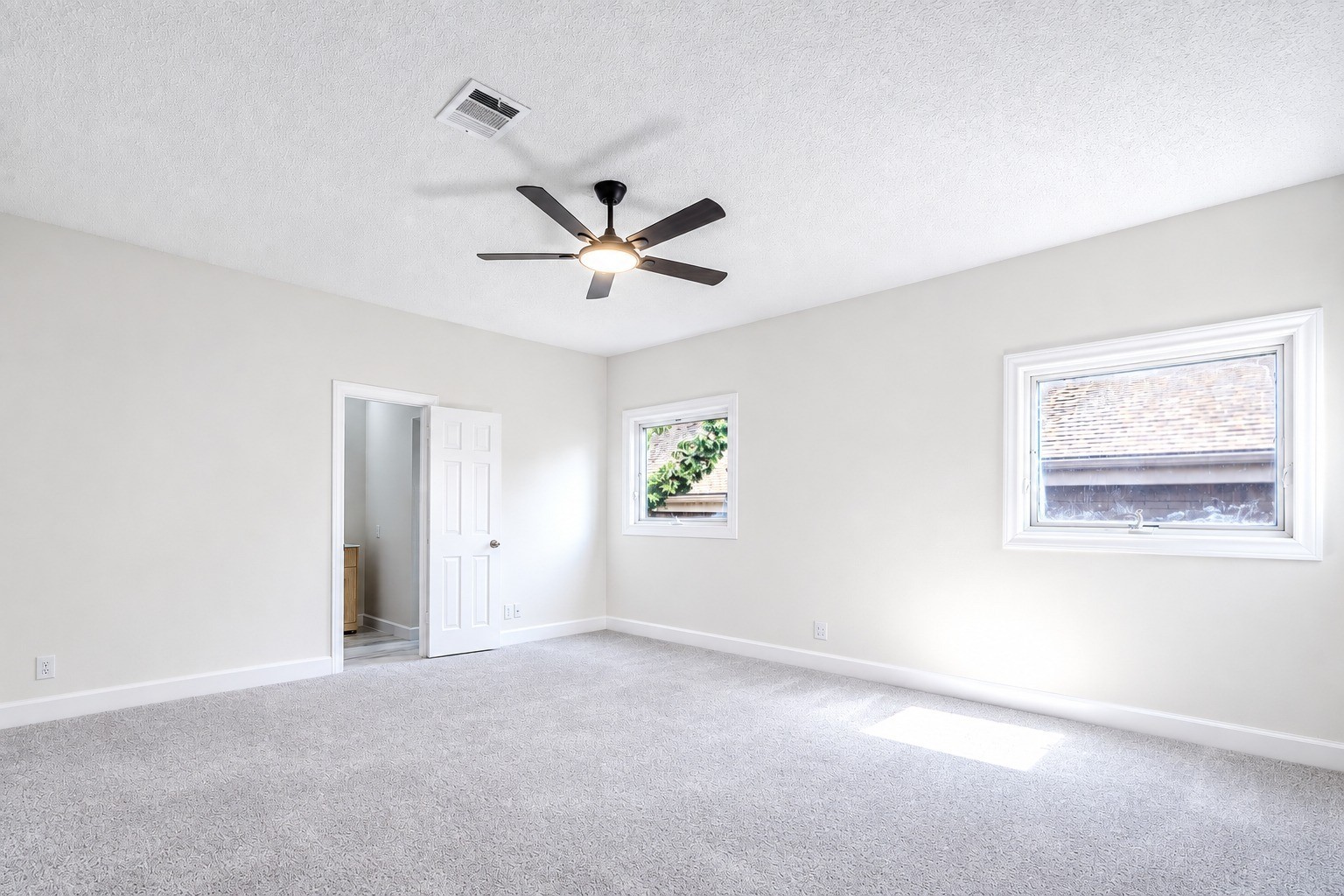 5927 Sugar Hill Drive Property Photo 29