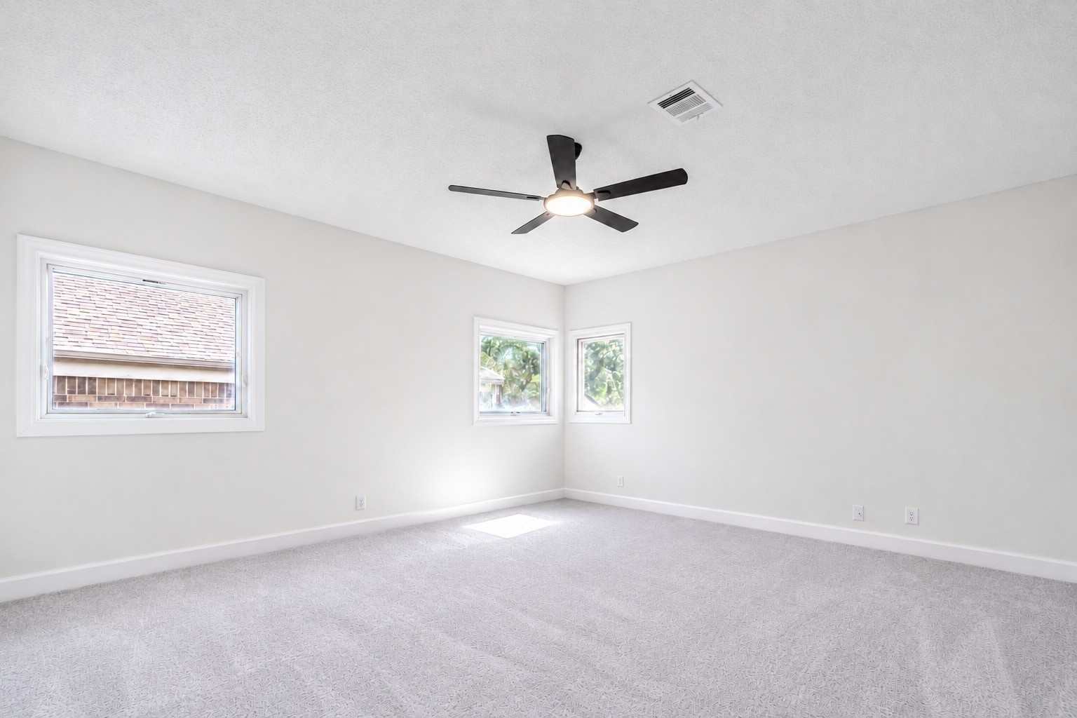 5927 Sugar Hill Drive Property Photo 30