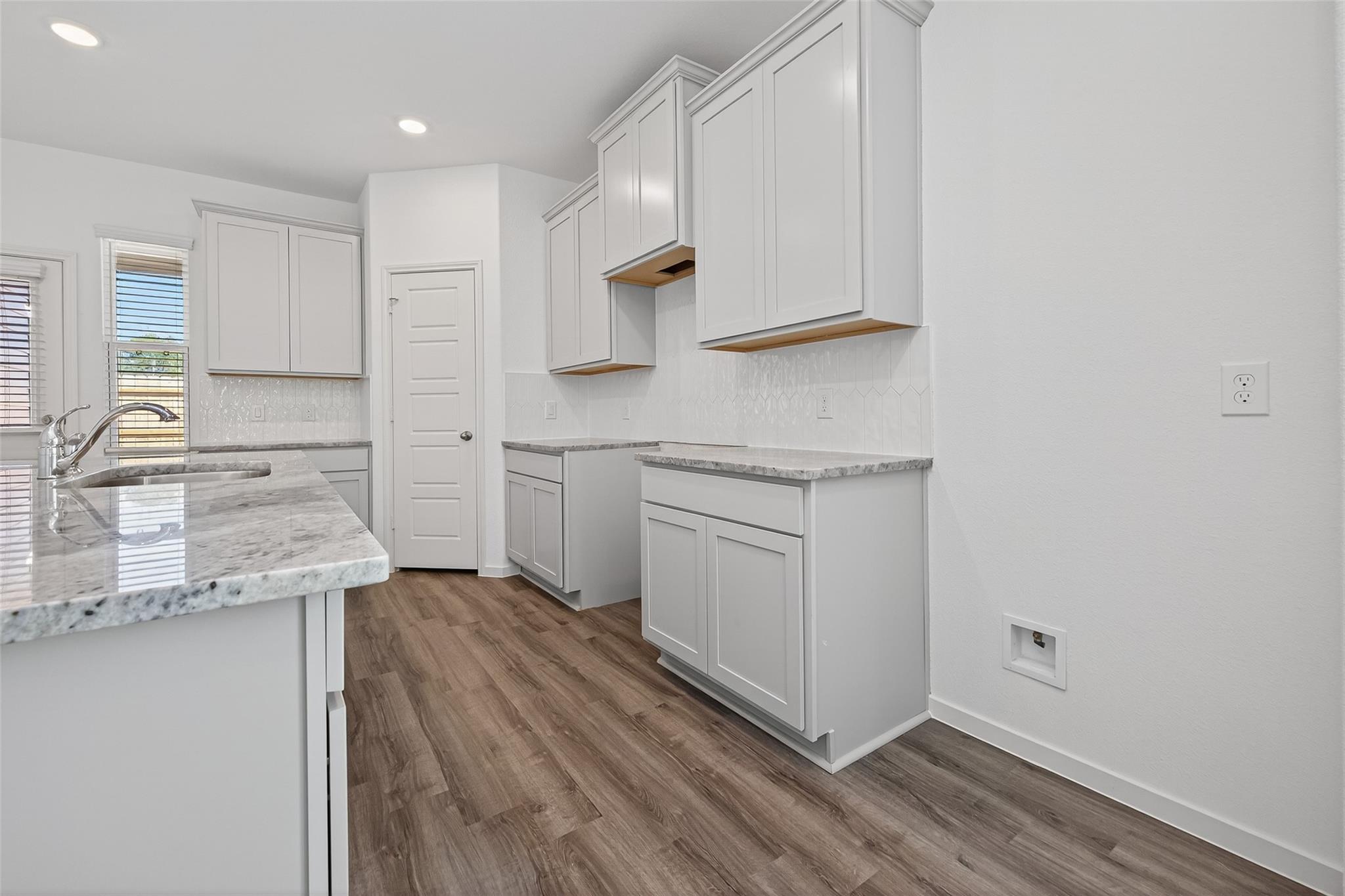 20831 Attalos Stoa Road, Crosby Tx 77532 Property Photo 12