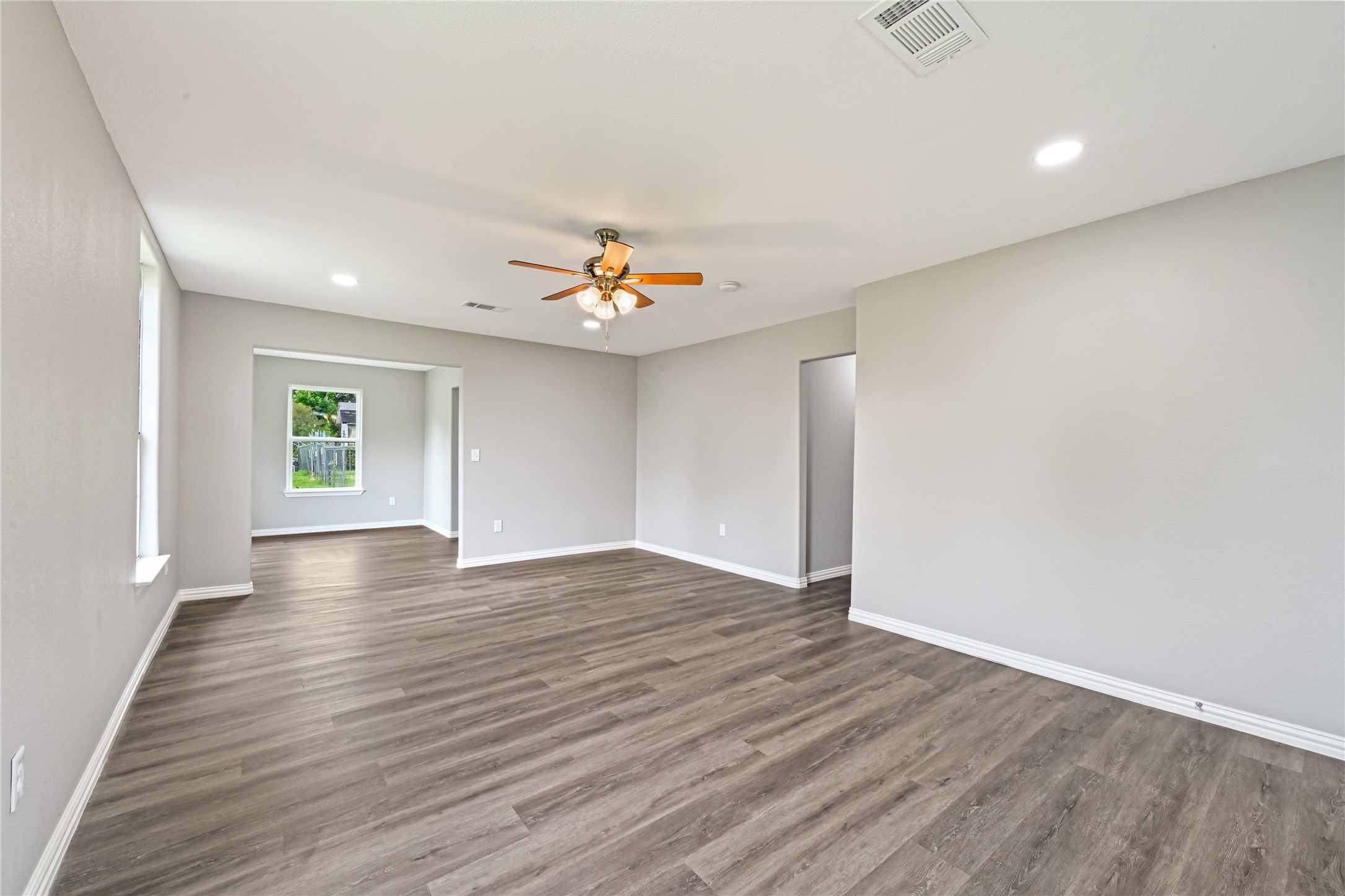 839 Yaupon Street Property Photo 15