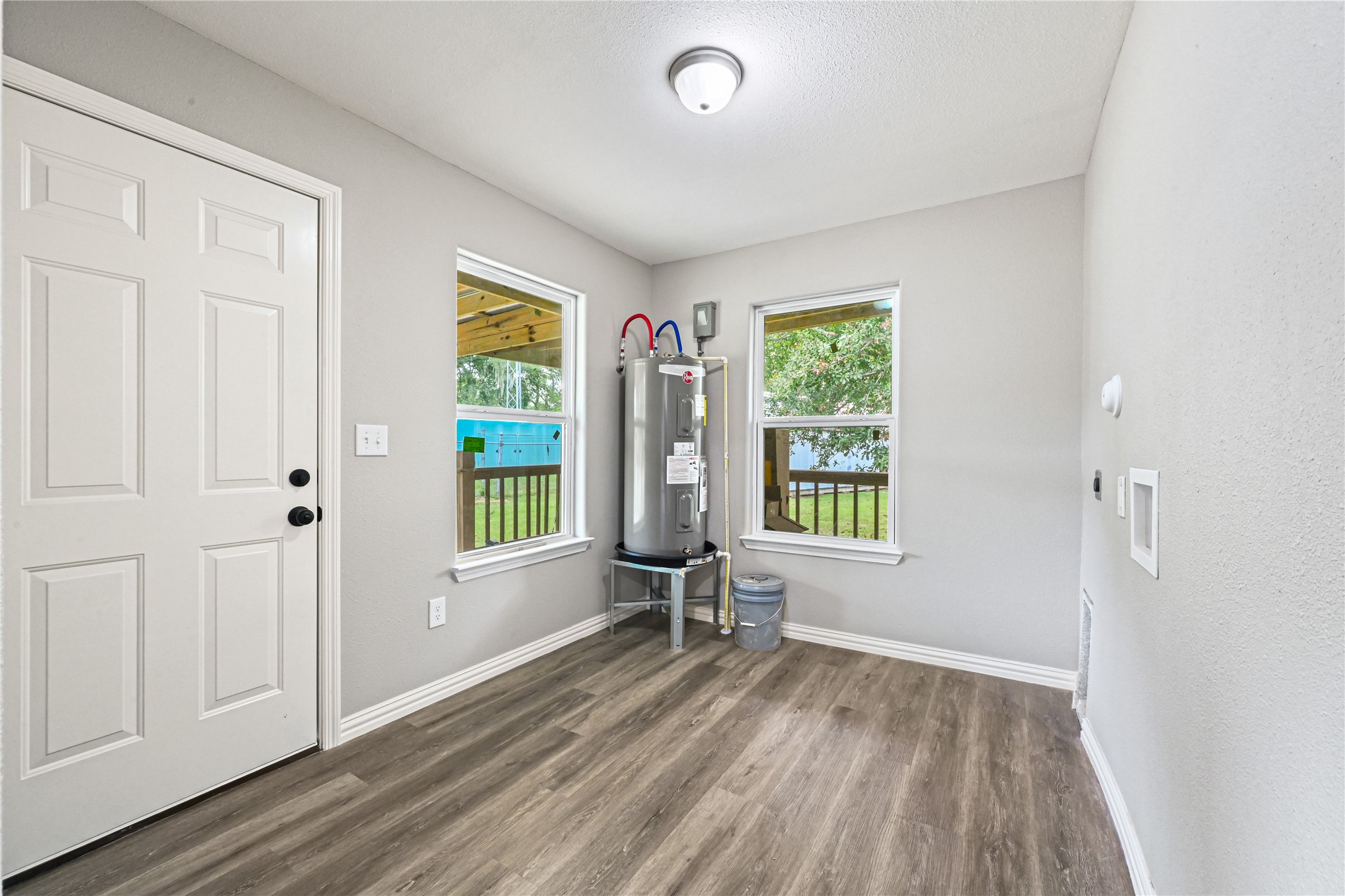 839 Yaupon Street Property Photo 22