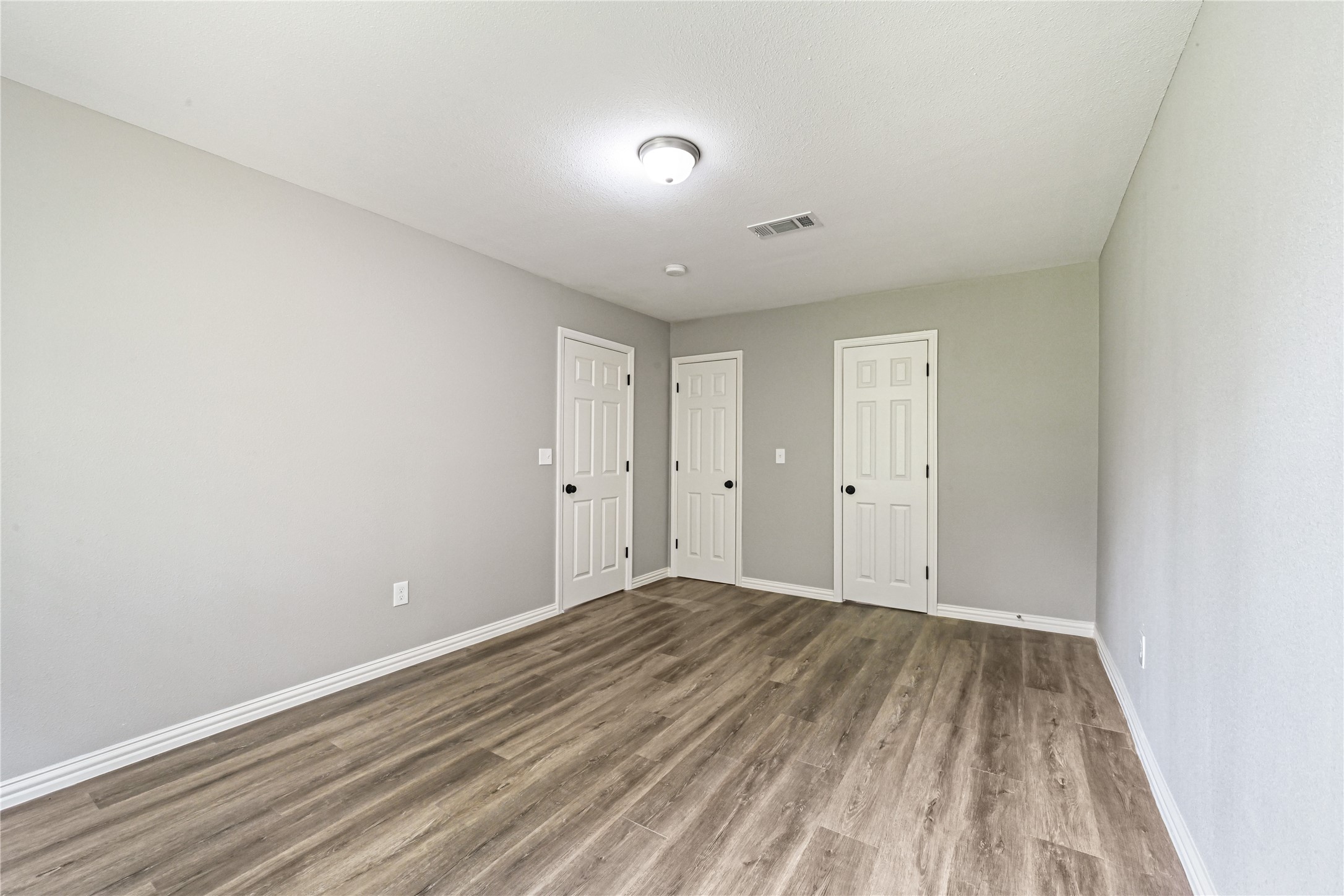 839 Yaupon Street Property Photo 27