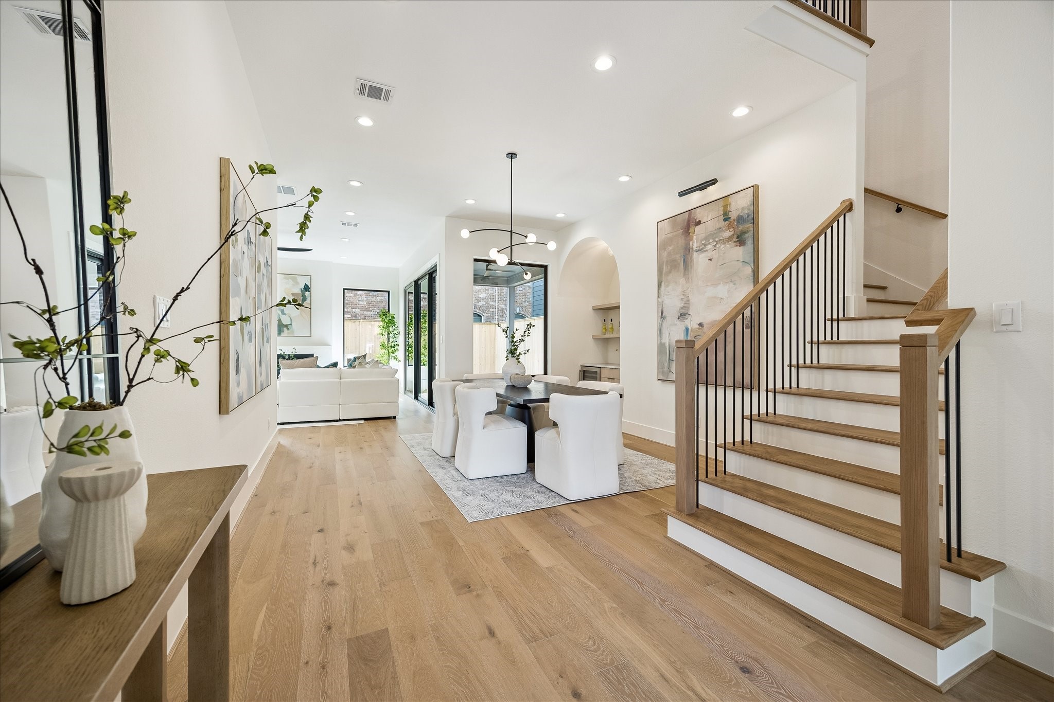 335 Harvard Street Property Photo 5