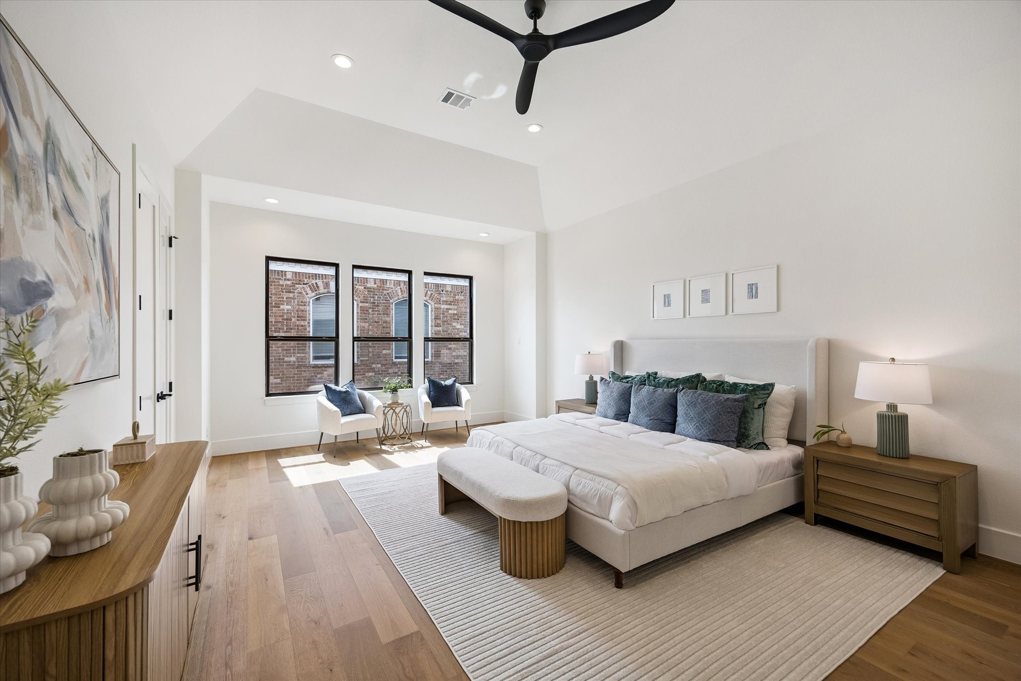 335 Harvard Street Property Photo 15