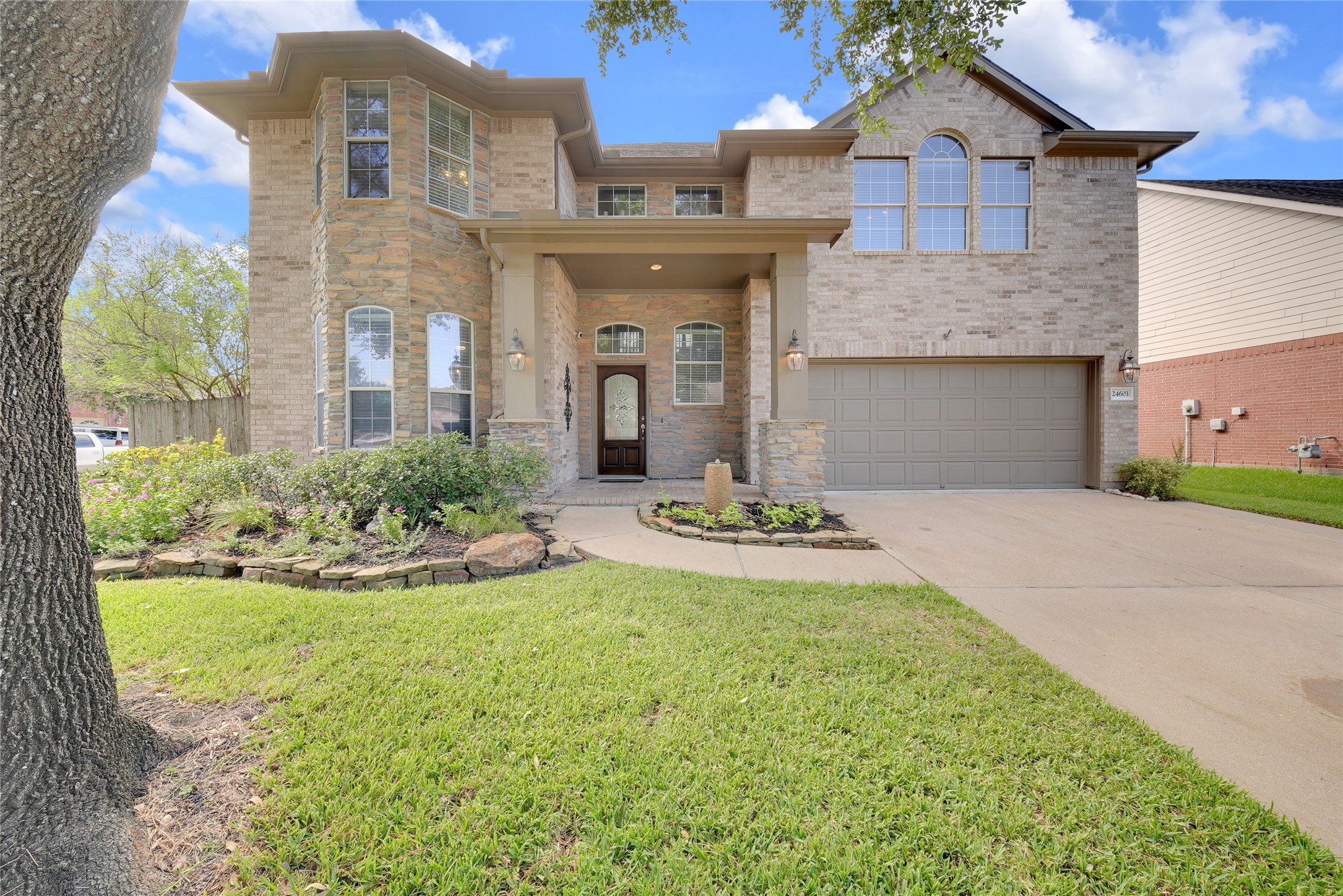 24603 Sandal Springs Drive Property Photo 1