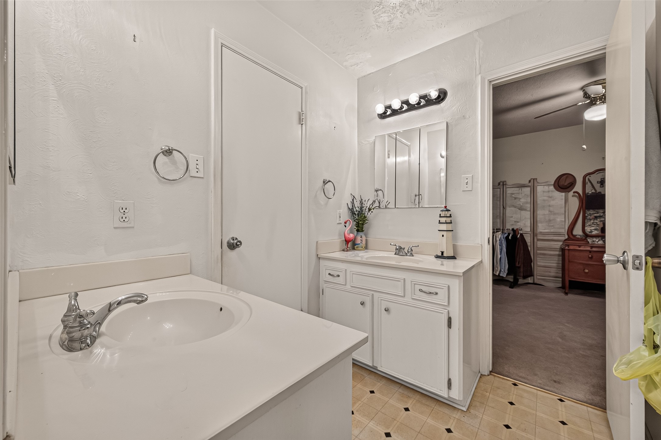 2016 Meadow Lane Property Photo 22