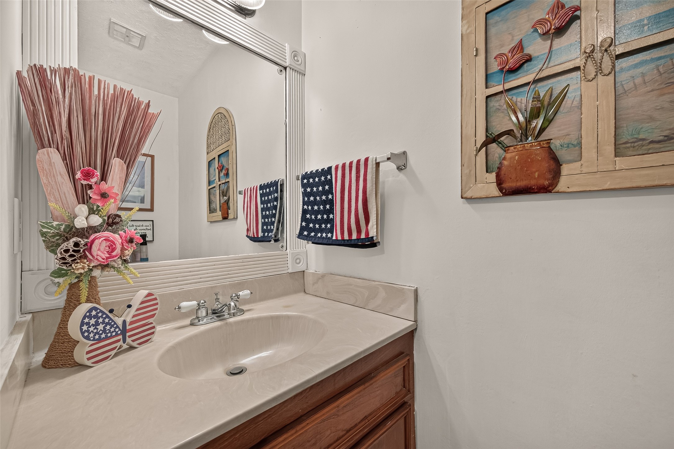 2016 Meadow Lane Property Photo 27