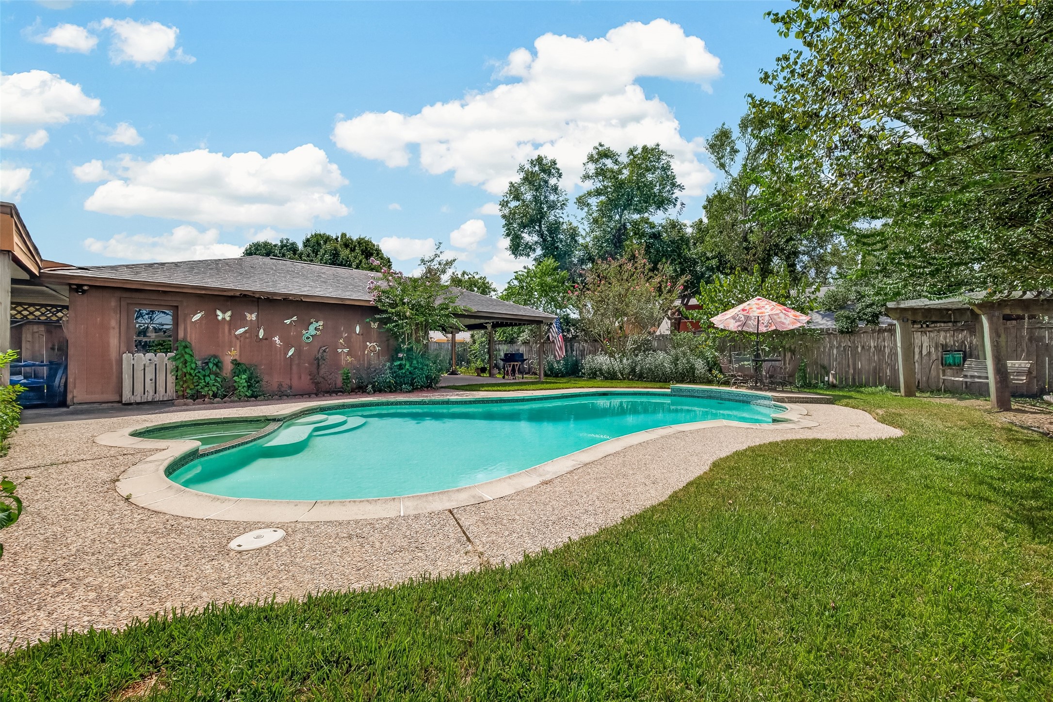 2016 Meadow Lane Property Photo 32