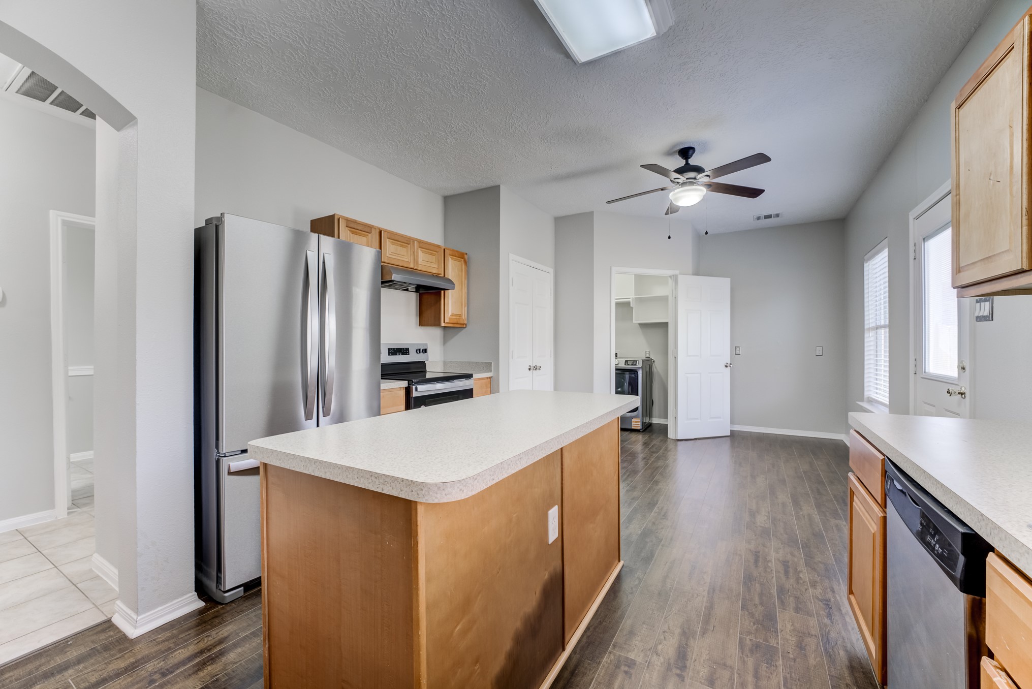 12415 Silversmine Drive Property Photo 12