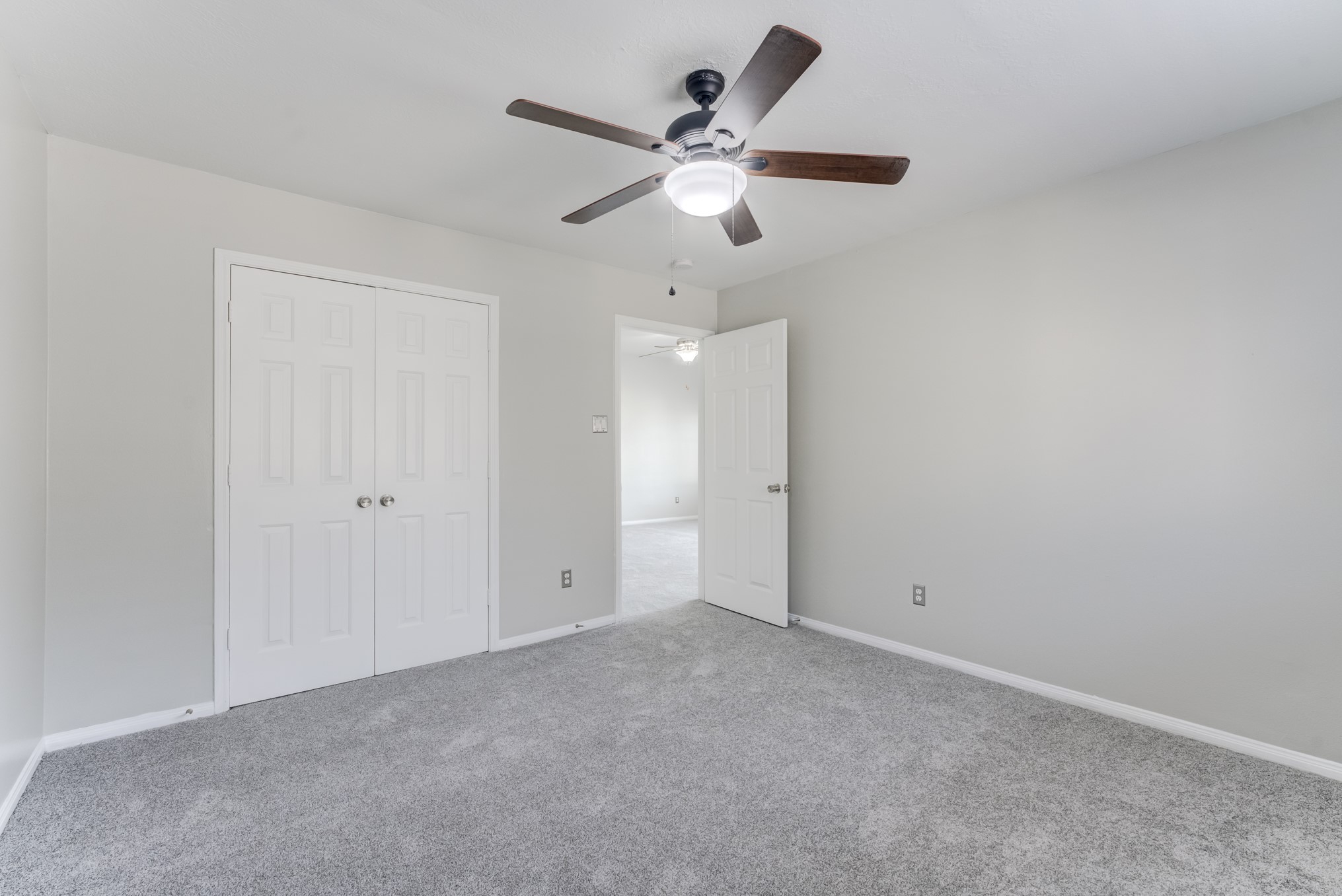 12415 Silversmine Drive Property Photo 30