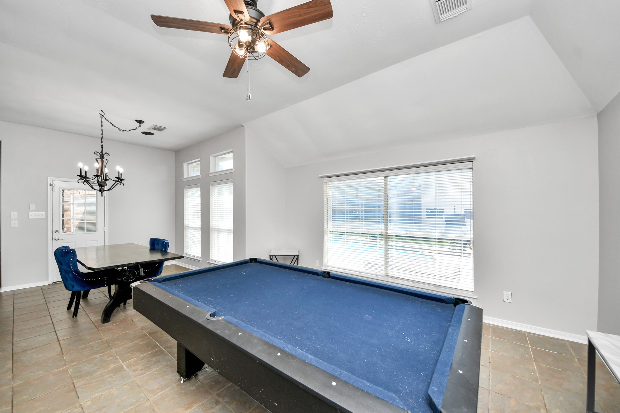 414 Willow Pointe Drive Property Photo 25