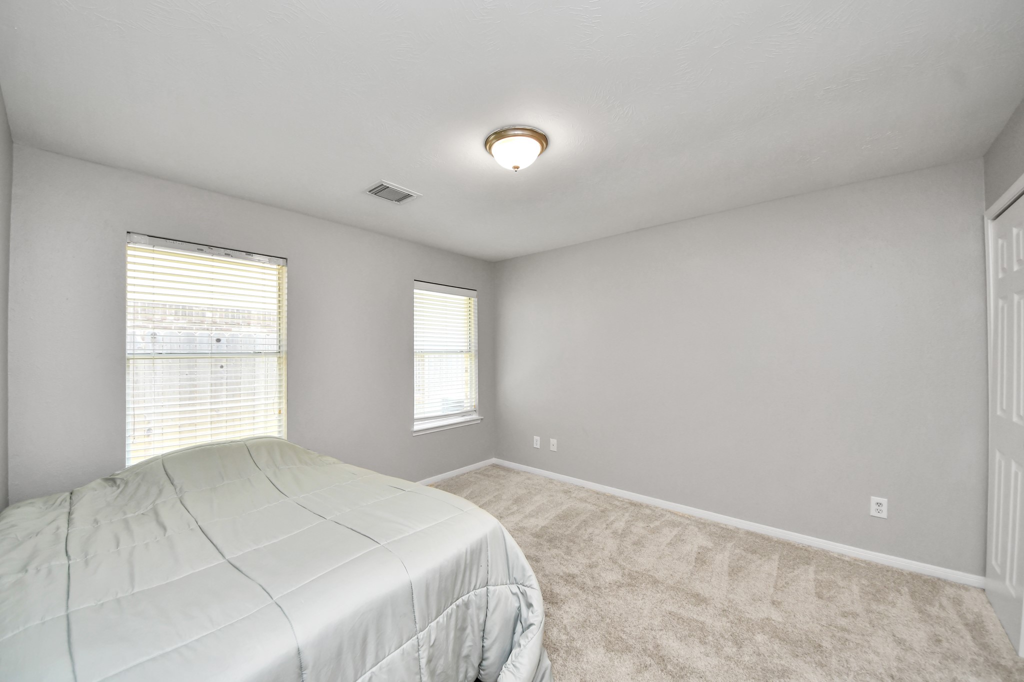 414 Willow Pointe Drive Property Photo 28