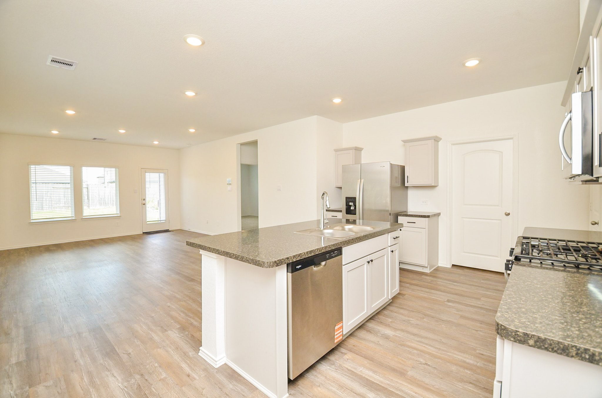 5427 Magnolia Heath Lane Property Photo 5