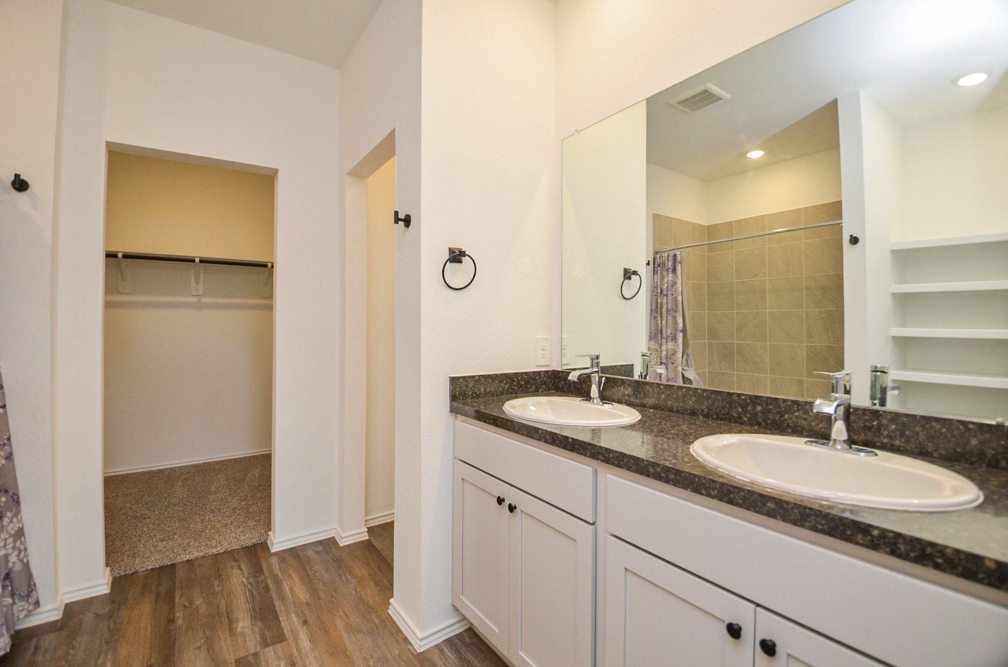 5427 Magnolia Heath Lane Property Photo 15