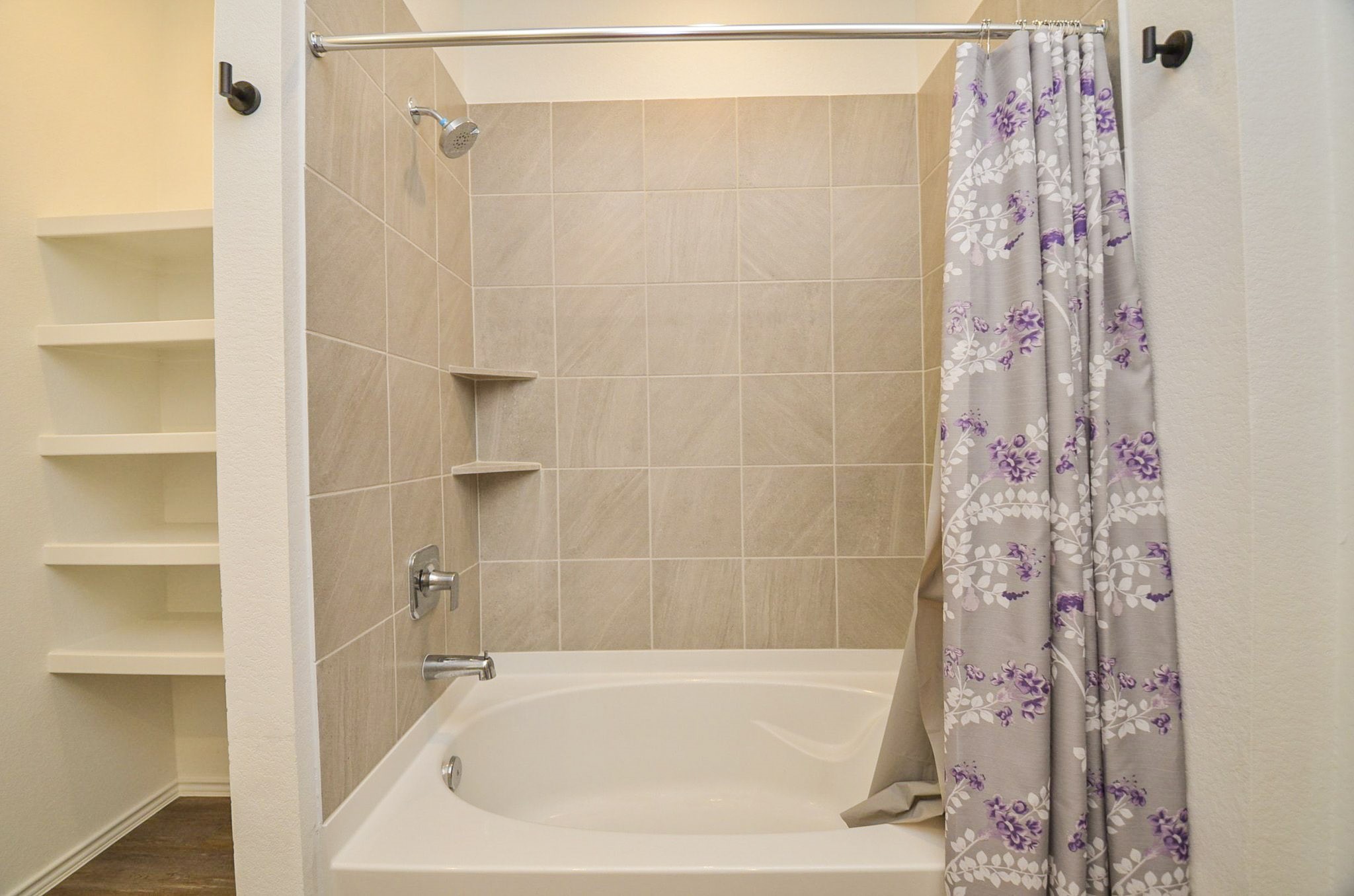 5427 Magnolia Heath Lane Property Photo 16