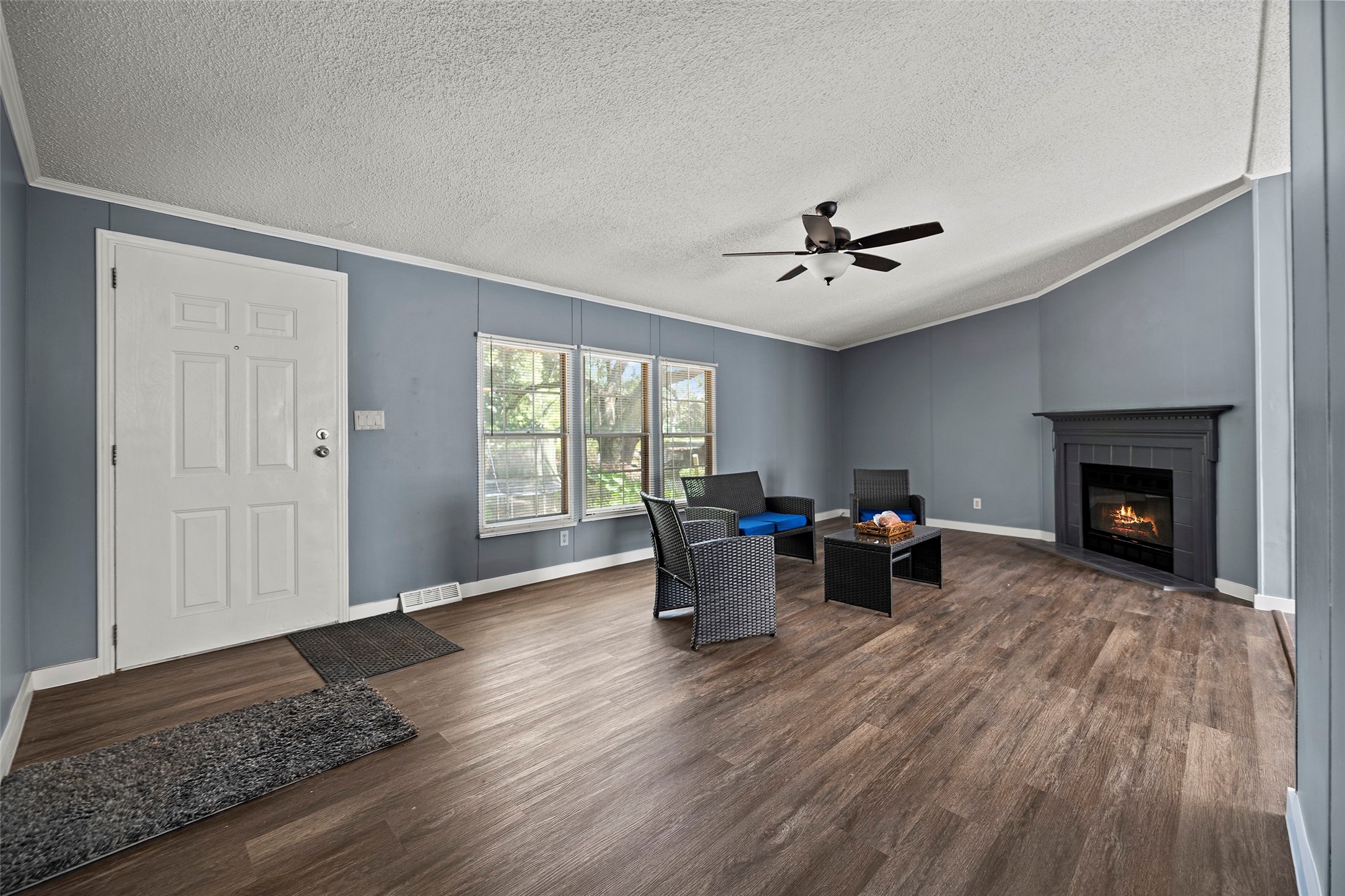 15411 Treichel Road Property Photo 4