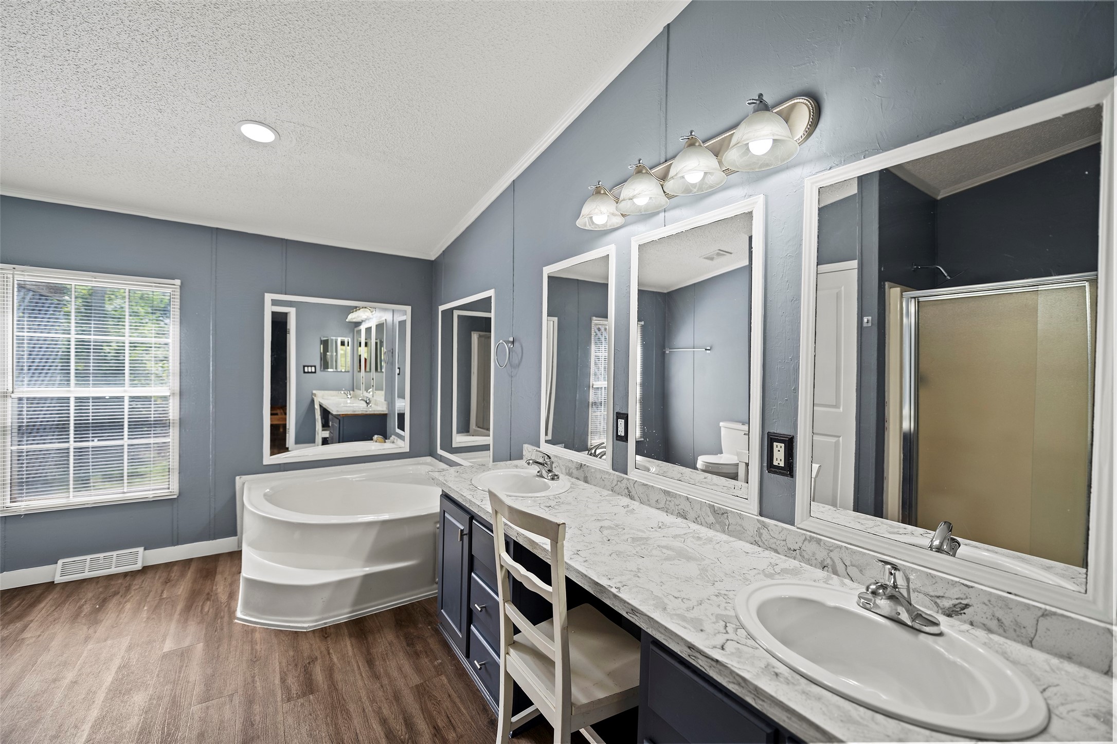 15411 Treichel Road Property Photo 13