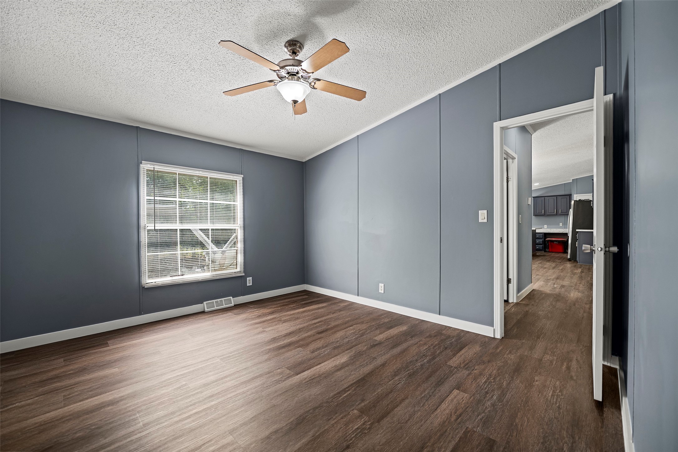 15411 Treichel Road Property Photo 21