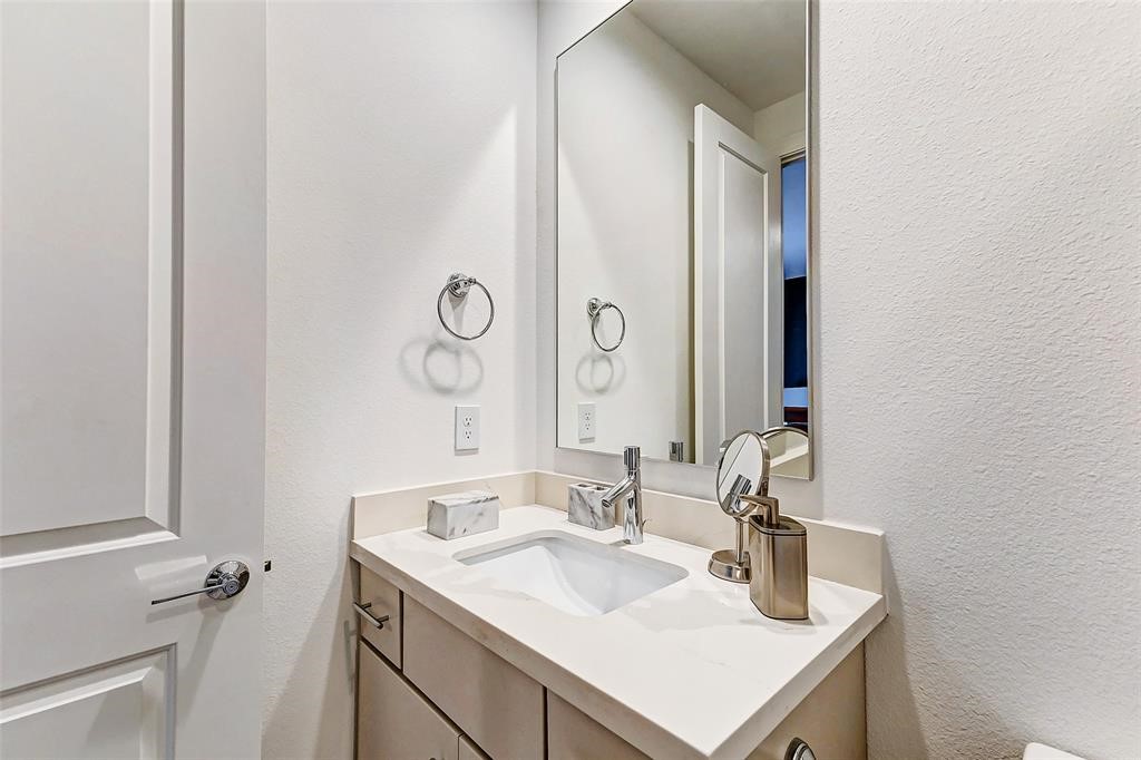 2722 Dolce Oaks Drive Property Photo 41