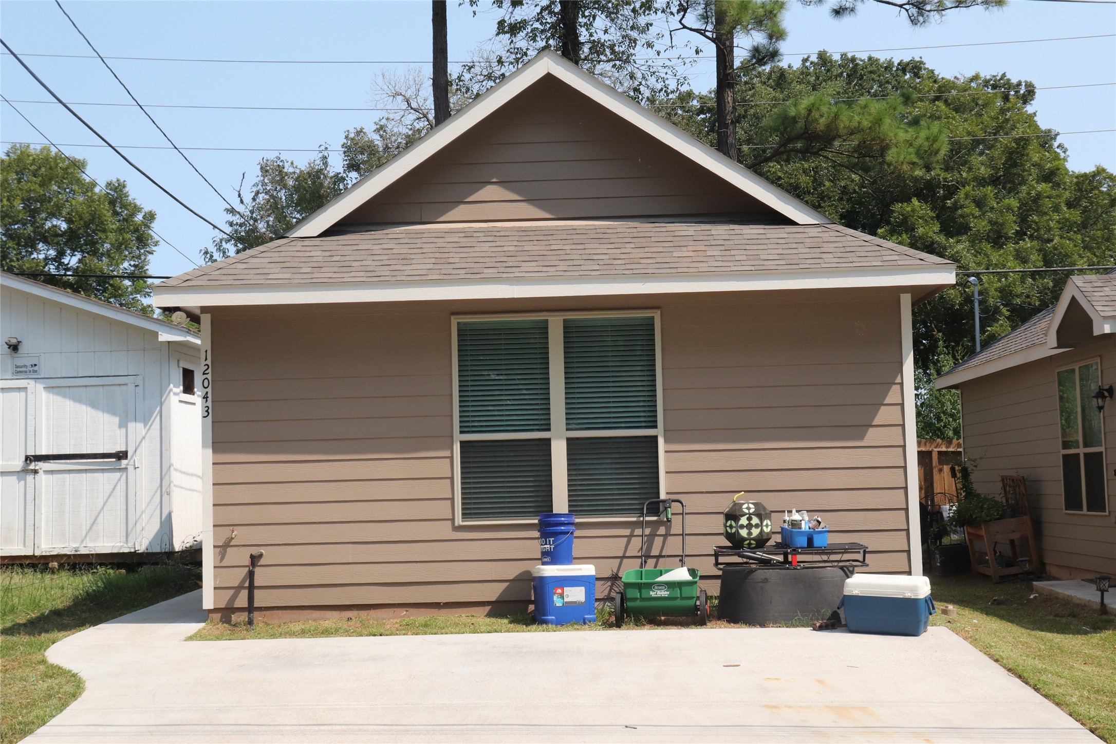 12043 Nelwood Property Photo 3
