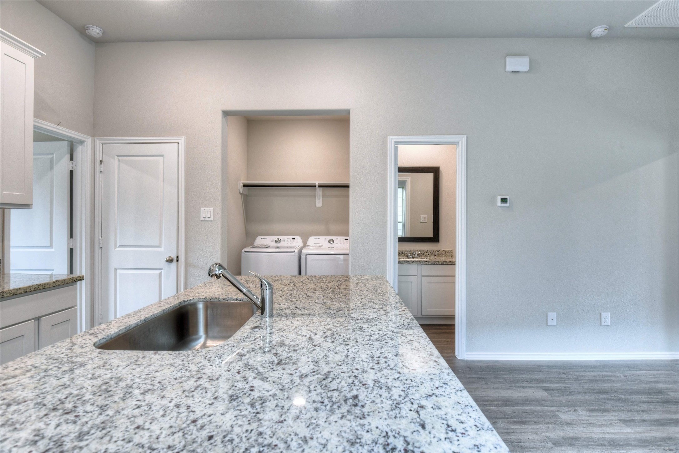 12043 Nelwood Property Photo 6