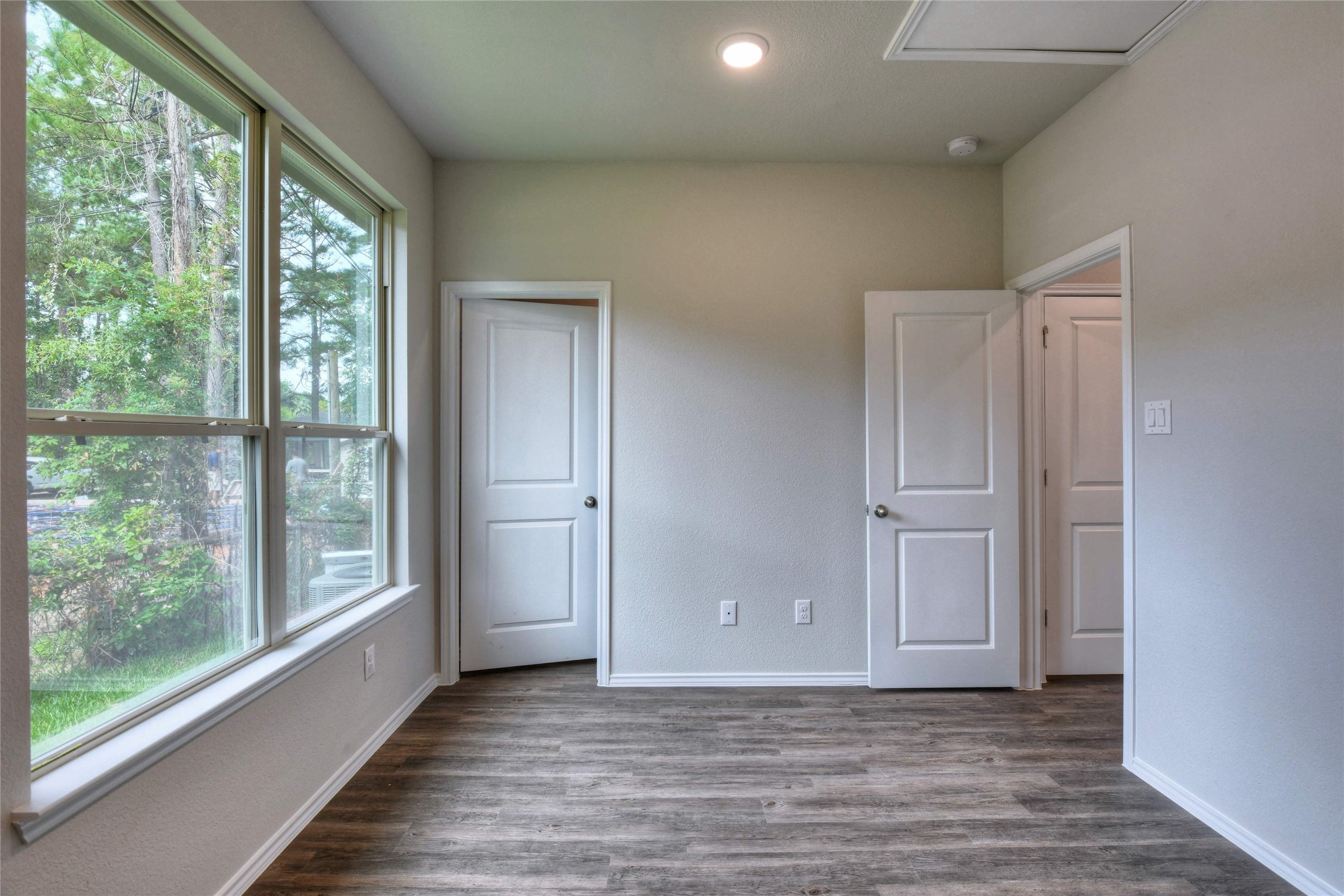 12043 Nelwood Property Photo 12