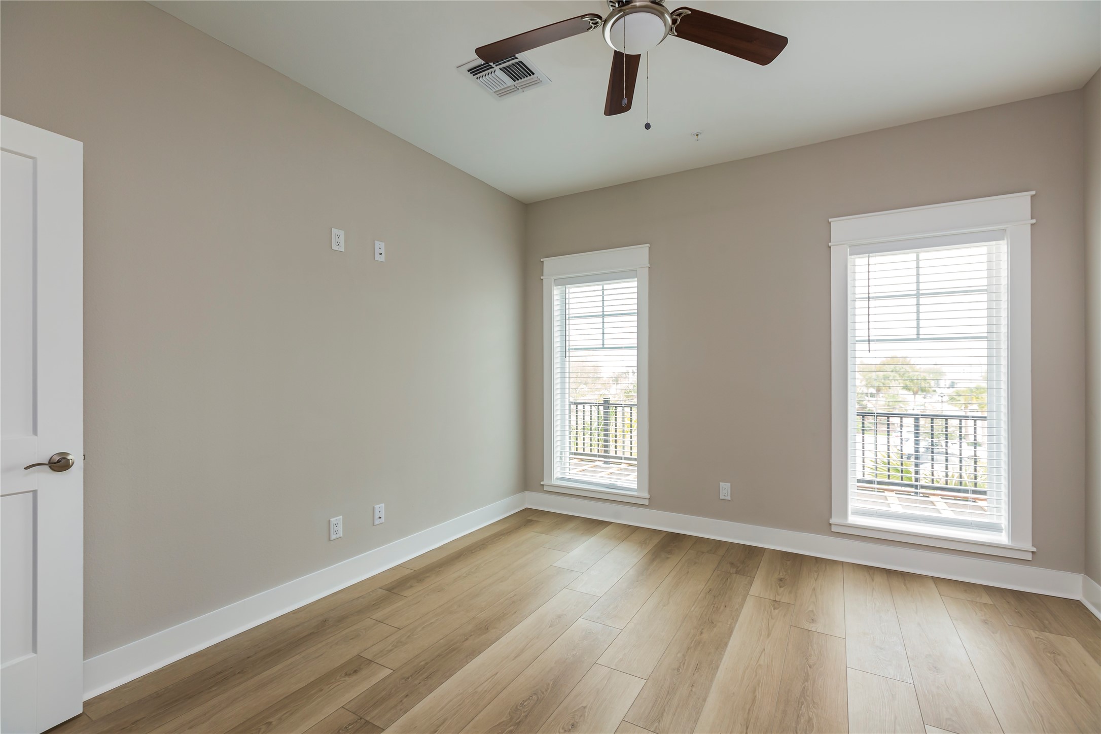 12 Evia Main Unit 2202 Street 2202 Property Photo 3